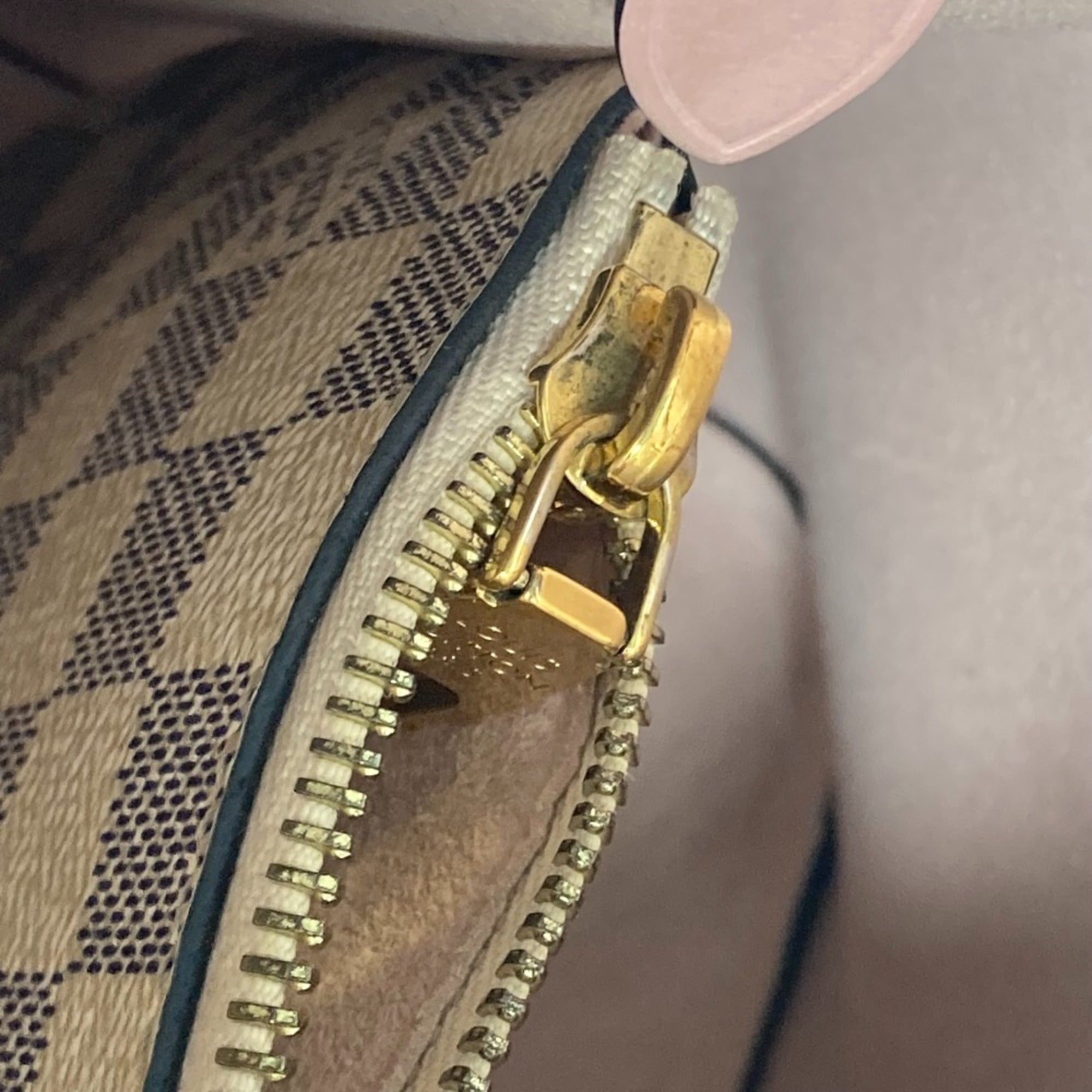 Louis Vuitton Damier Azur Pink White Damier Azur Shoulder Bag (Pre-Owned)