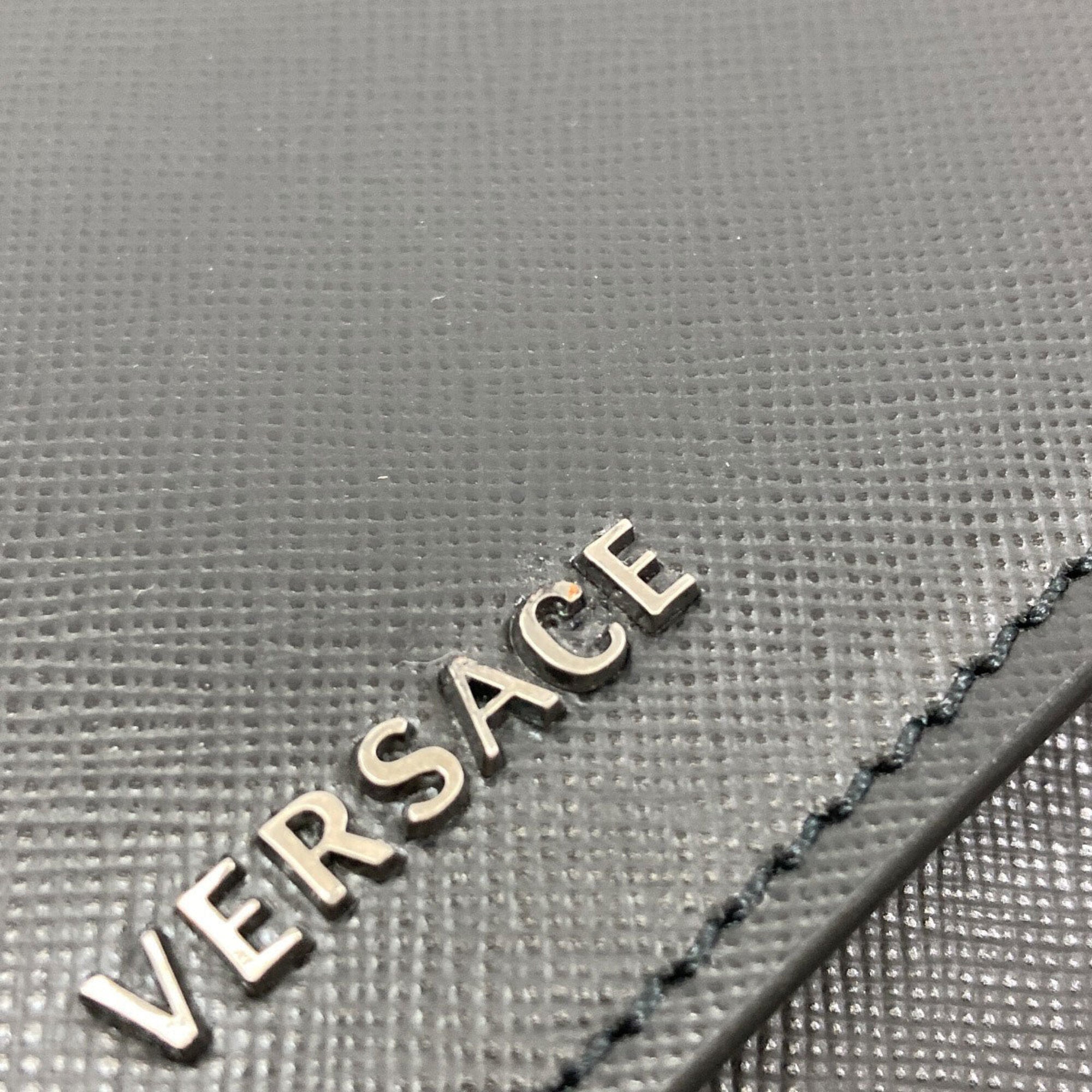 Versace Black Leather Shoulder Bag (Pre-Owned)
