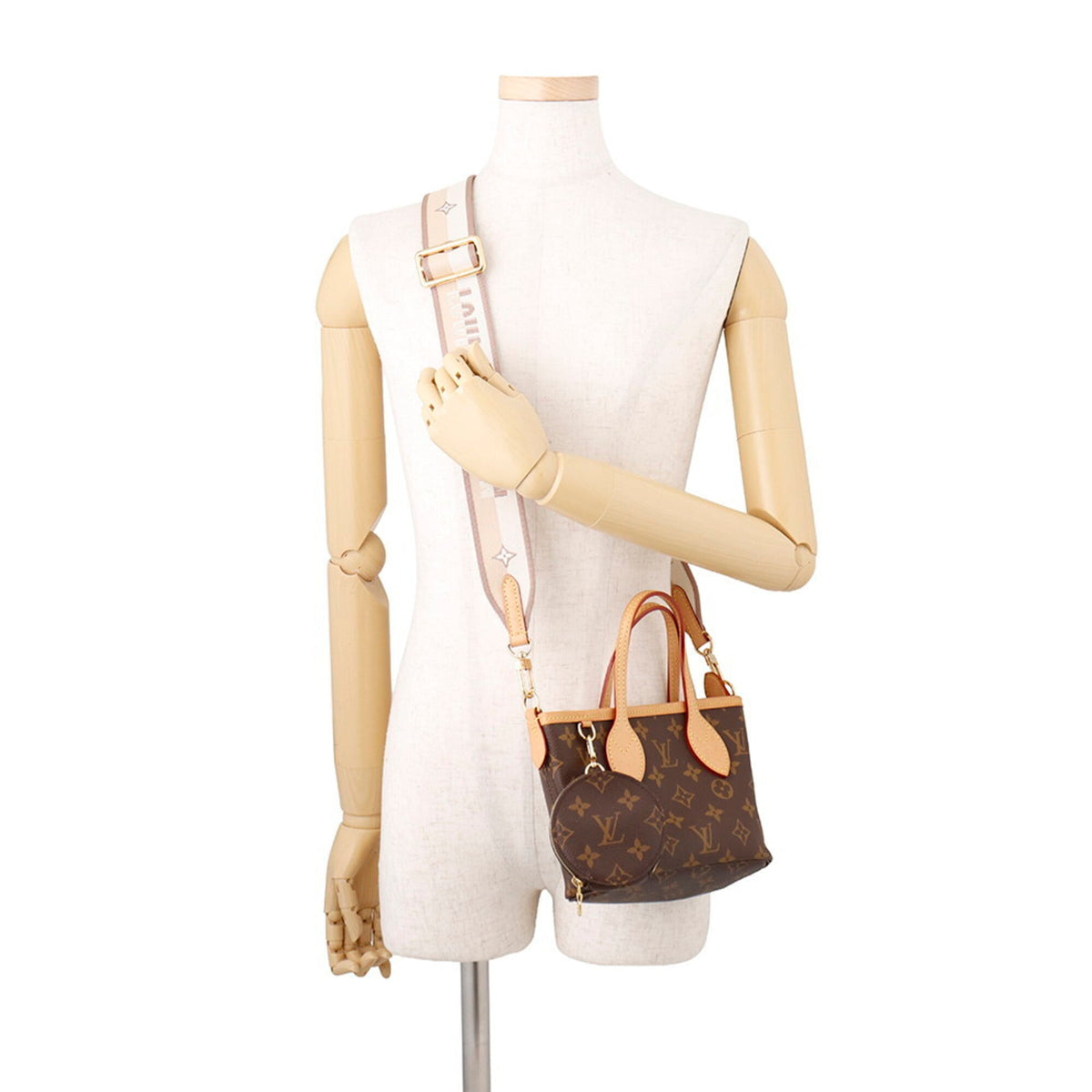 Louis Vuitton Beige Monogram Handbag (Pre-Owned)