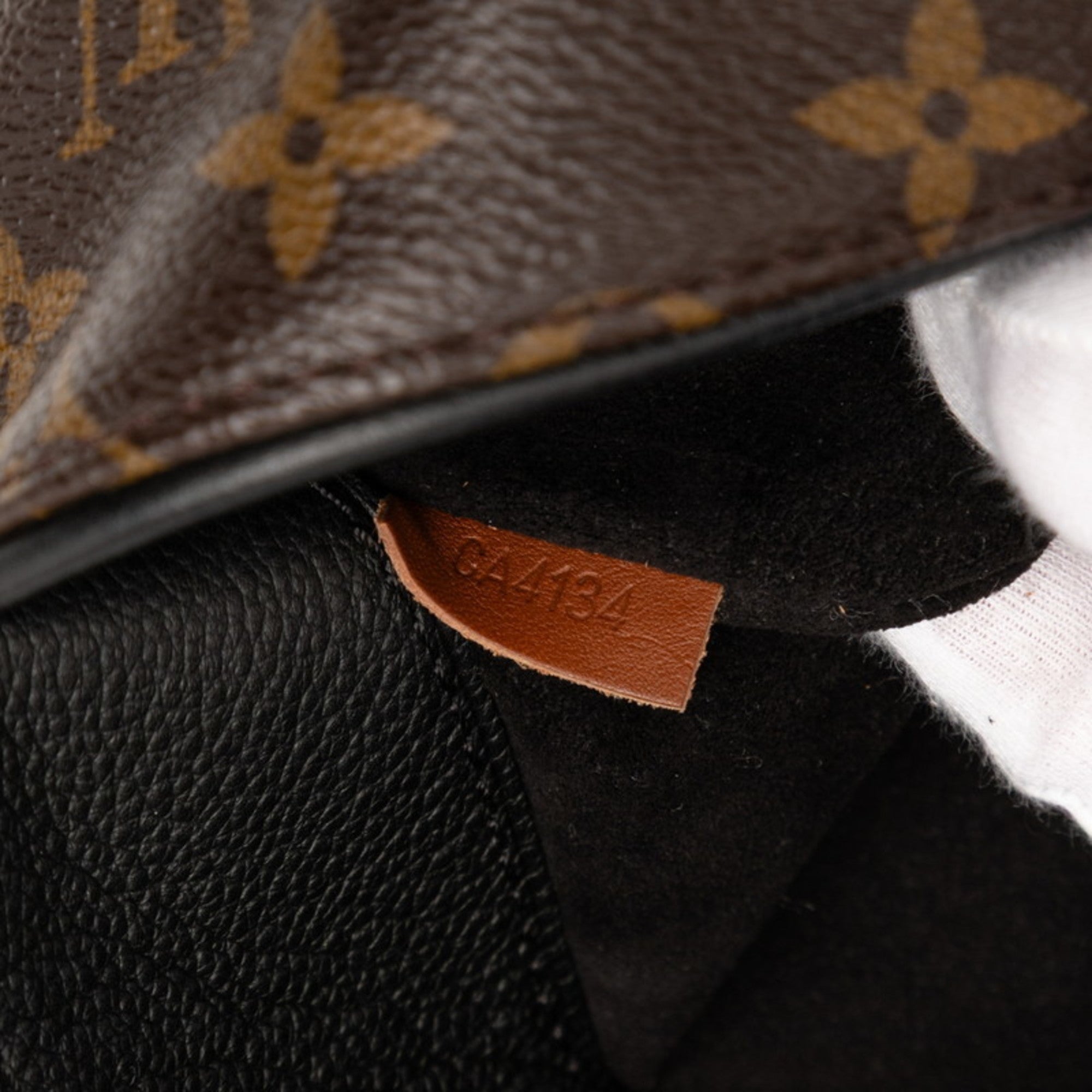 Louis Vuitton Brown Noir Pvc Leather Handbag Shoulder Bag (Pre-Owned)