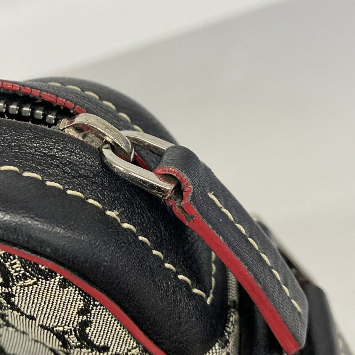 Celine Black Red Color Nylon Canvas Shoulder Bag (Pre-Owned)