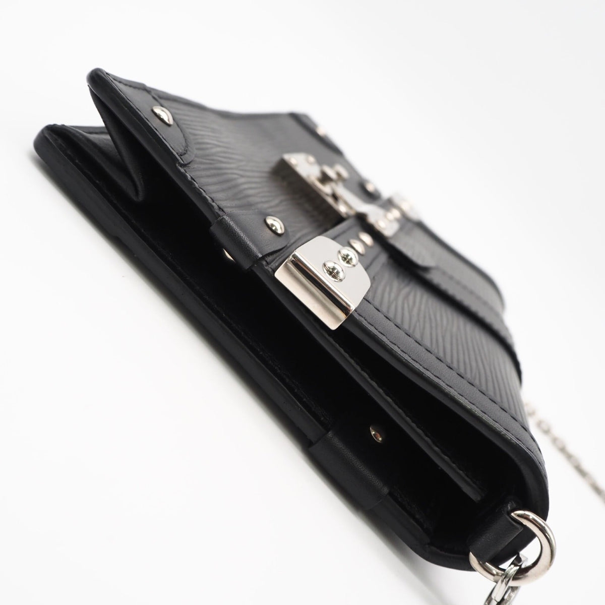 Louis Vuitton Black Shoulder Bag (Pre-Owned)