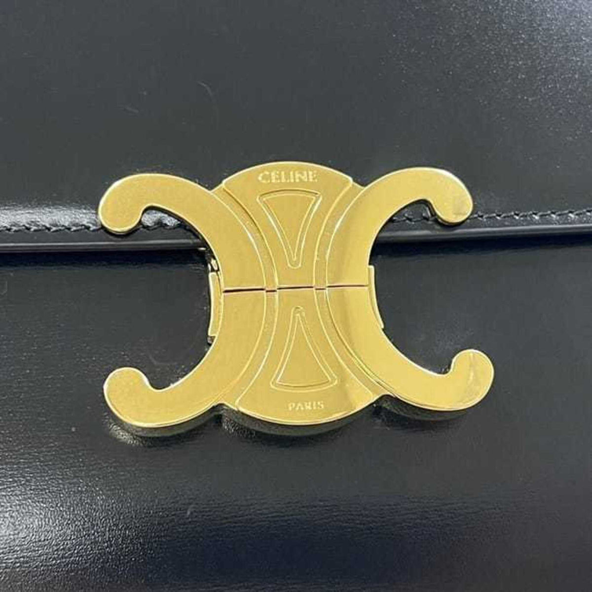 Celine Black Leather Shoulder Bag (Pre-Owned)