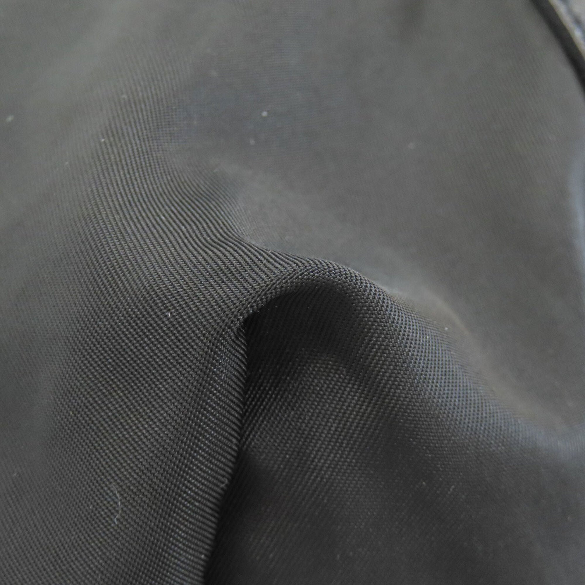 Prada Black Nylon Tote Bag (Pre-Owned)