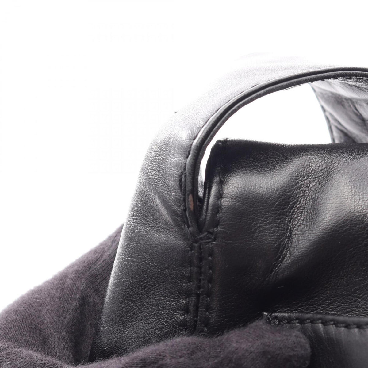 Chanel Black Leather Handbag Shoulder Bag (Pre-Owned)