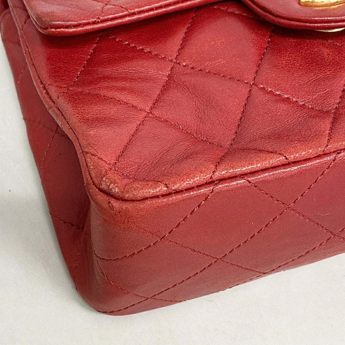 Chanel Red Color Leather Shoulder Bag (Pre-Owned)