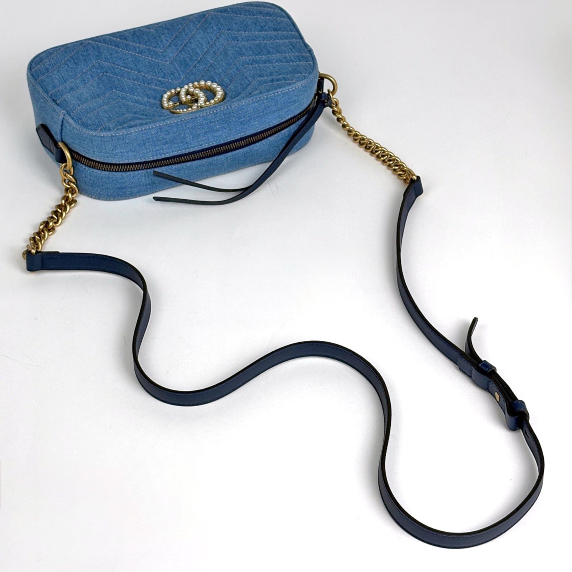 Gucci Light Blue Denim Shoulder Bag (Pre-Owned)