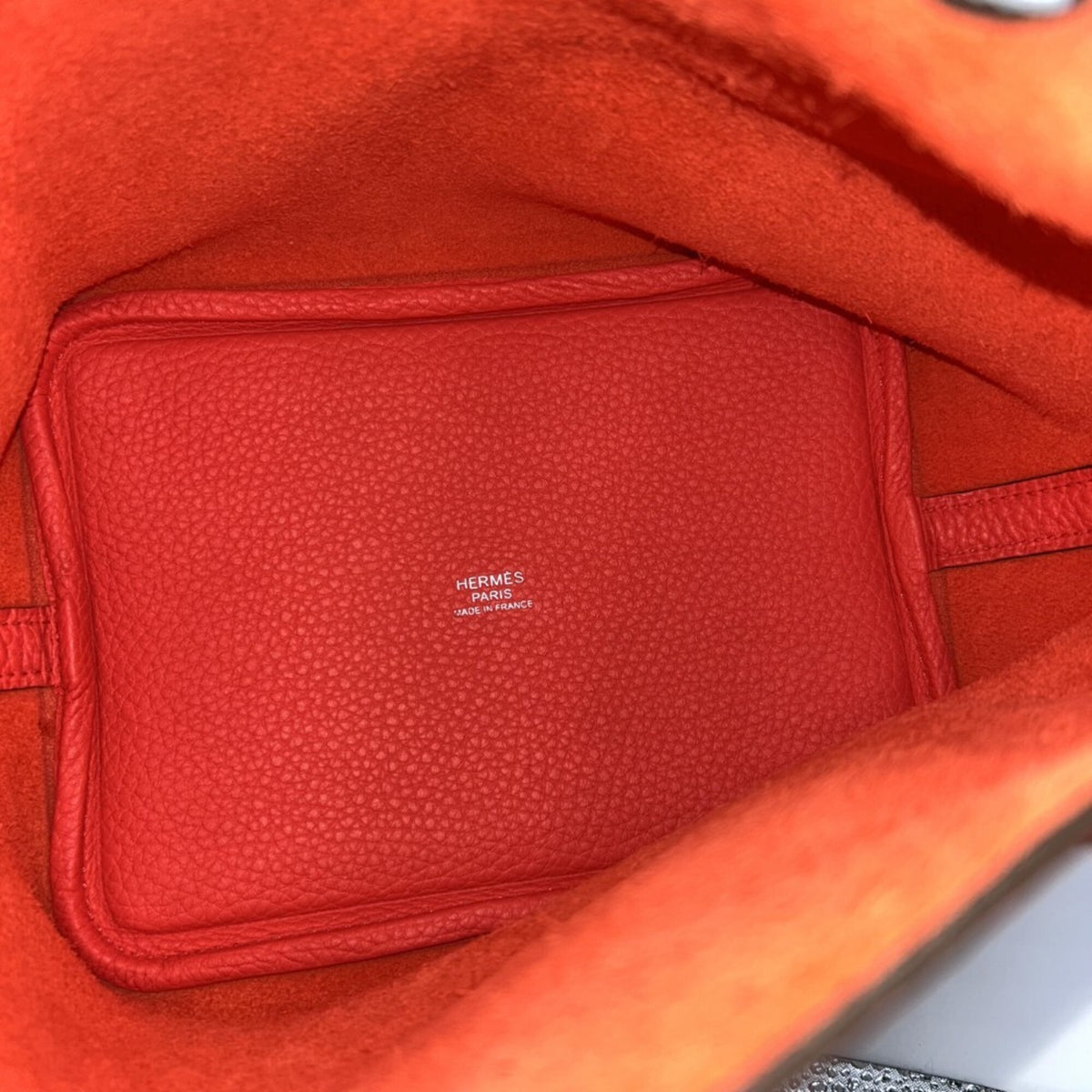 Hermes Red Color Leather Handbag (Pre-Owned)