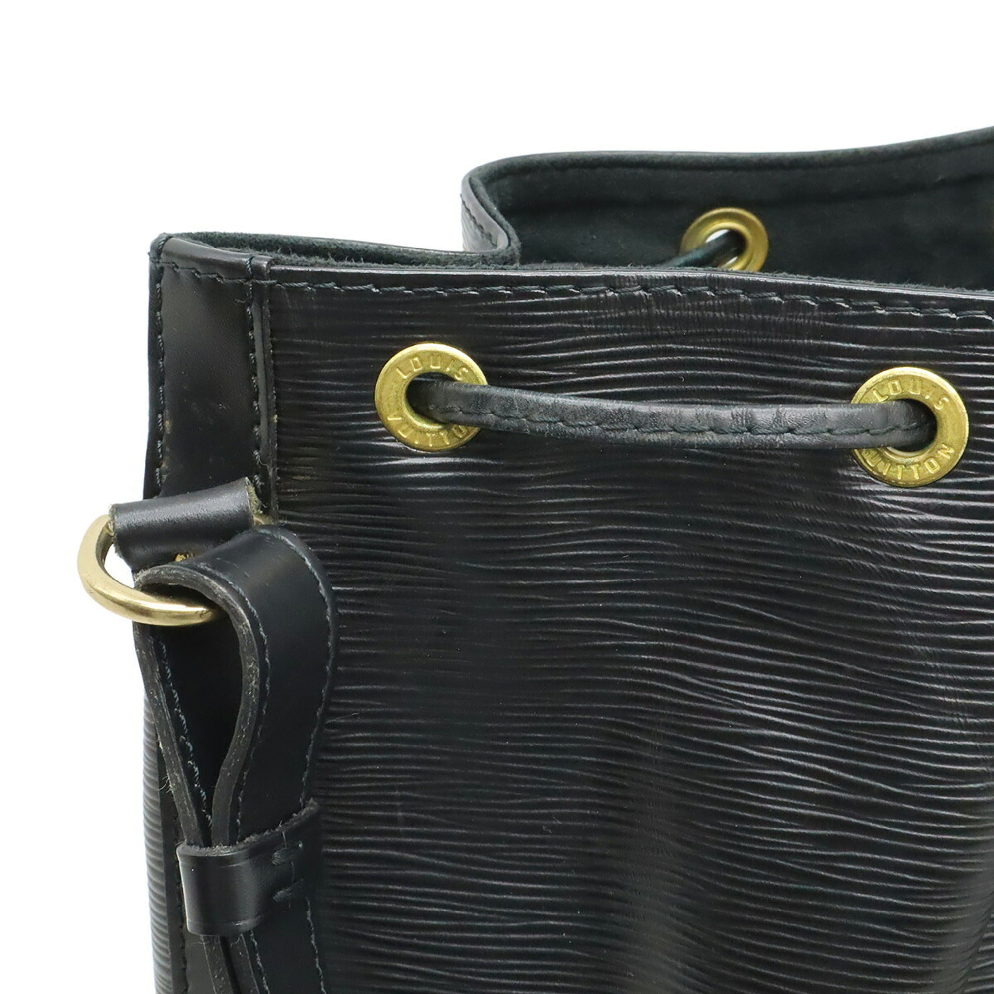 Louis Vuitton Black Noir Epi Leather Shoulder Bag (Pre-Owned)