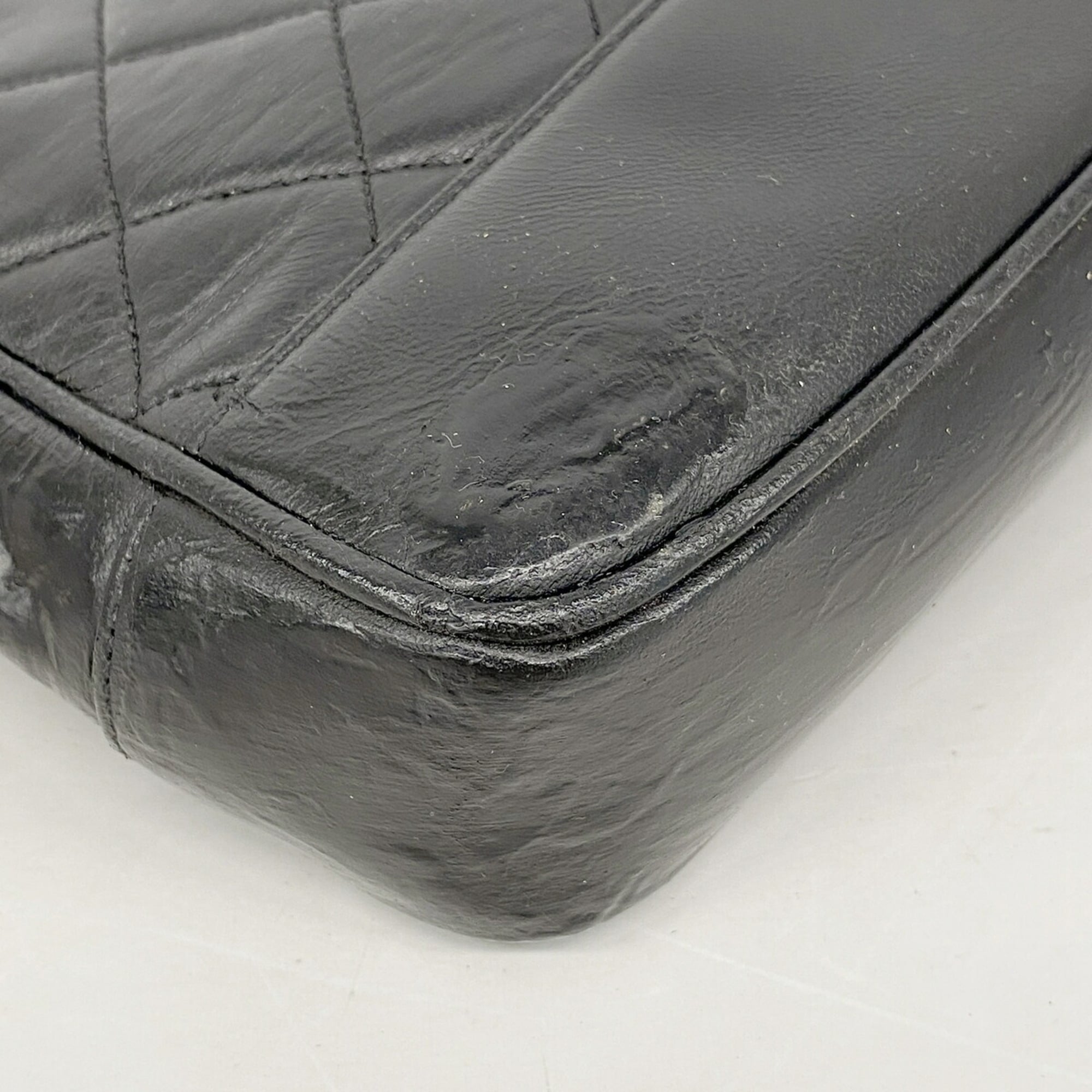 Chanel Black Leather Tote Bag (Pre-Owned)