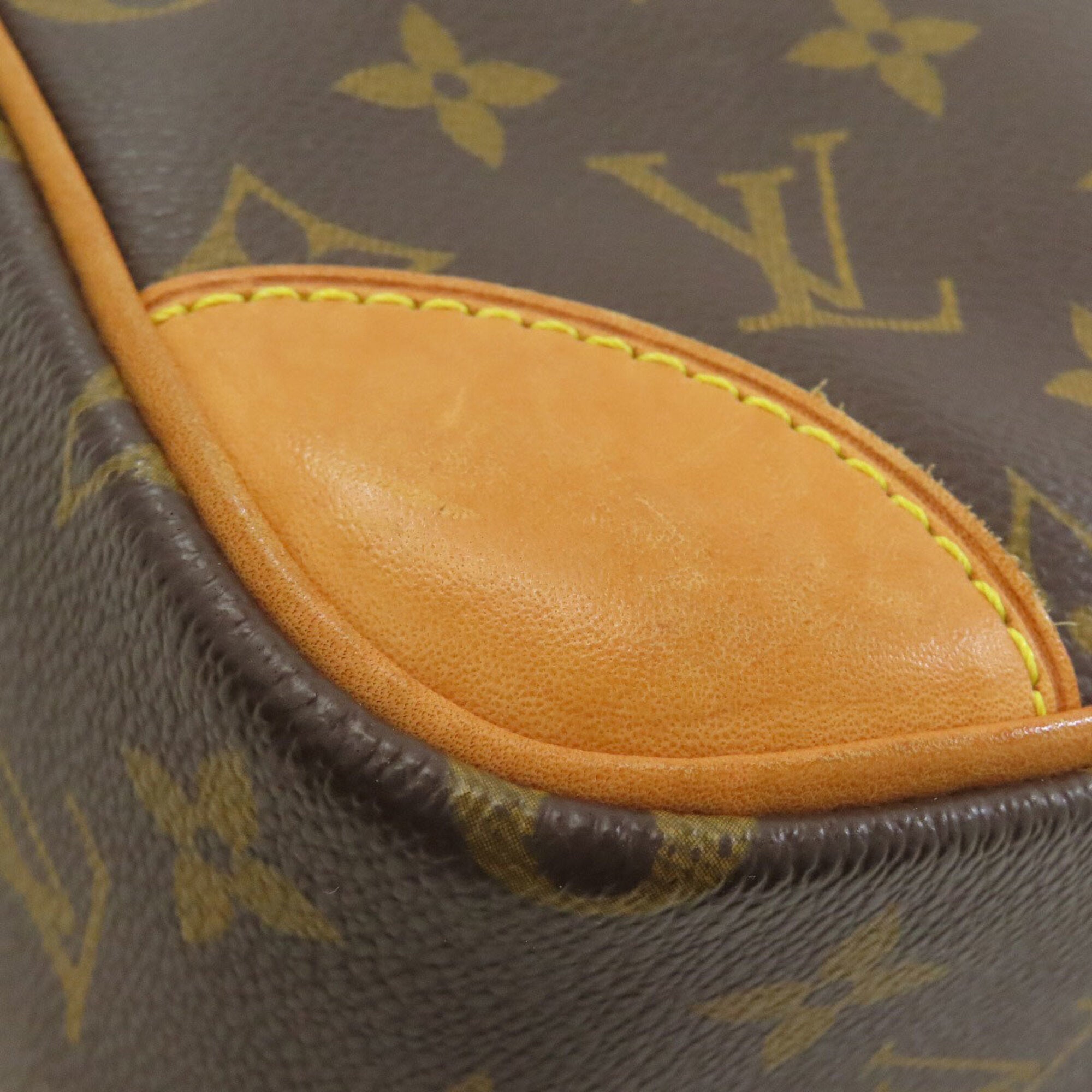 Louis Vuitton Monogram Monogram Monogram Shoulder Bag (Pre-Owned)