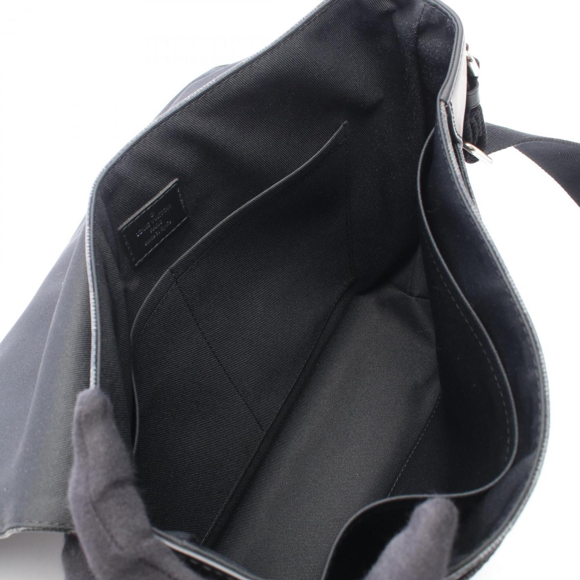 Louis Vuitton Black Coated Canvas Leather Handbag Shoulder Bag (Pre-Owned)