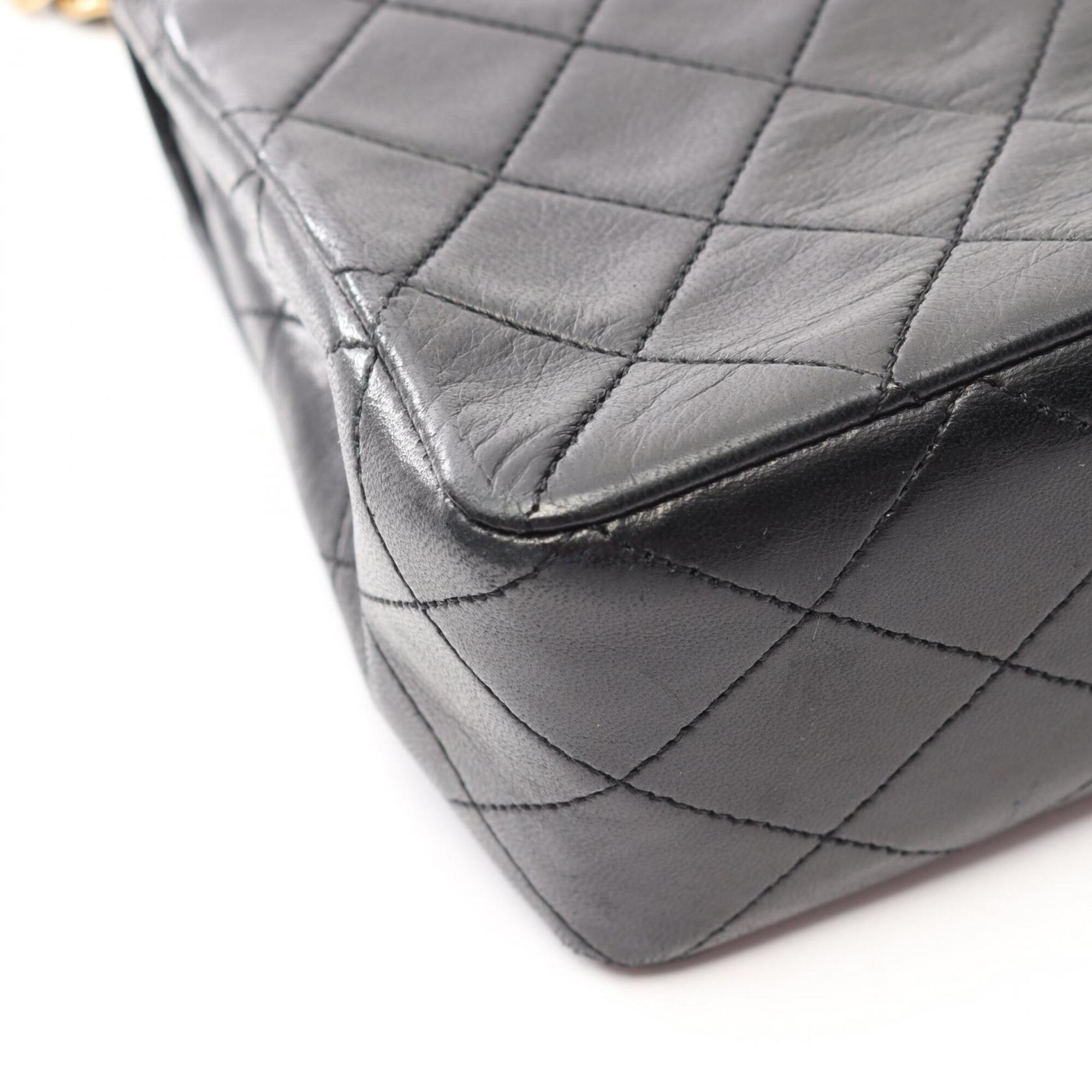 Chanel Black Leather Handbag Shoulder Bag (Pre-Owned)