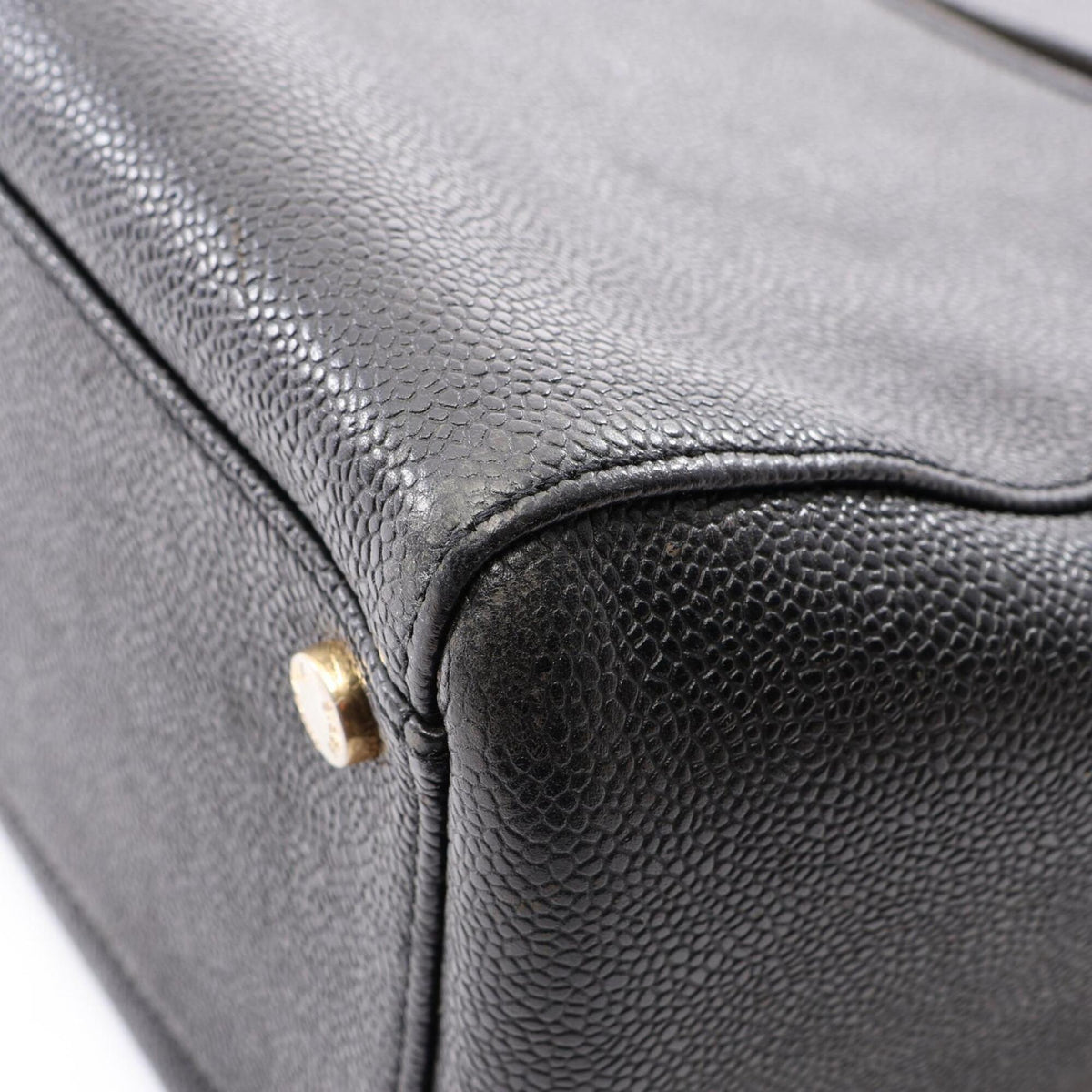 Chanel Black Grained Calfskin Handbag Shoulder Bag (Pre-Owned)