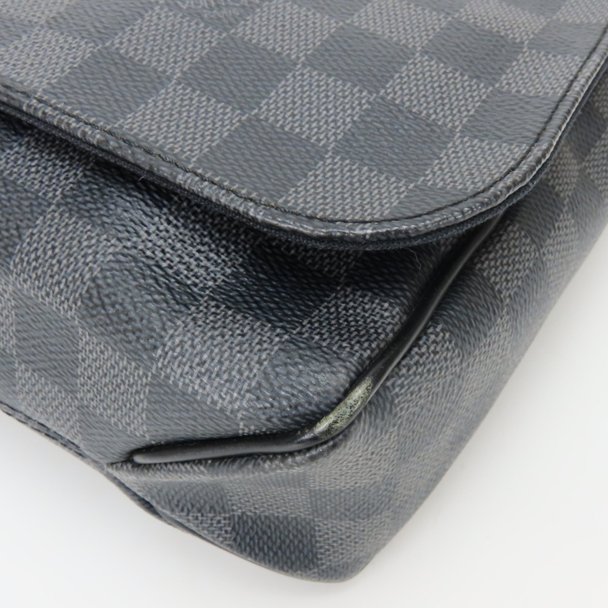 Louis Vuitton Black Gray Damier Graphite Shoulder Bag (Pre-Owned)