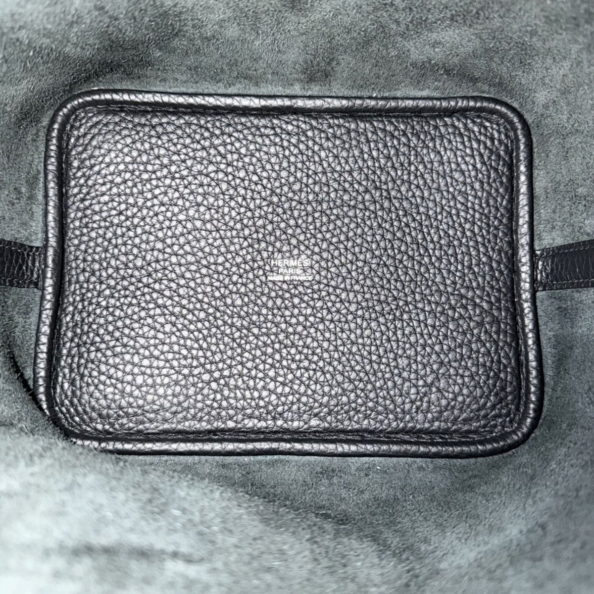 Hermes Black Leather Handbag (Pre-Owned)