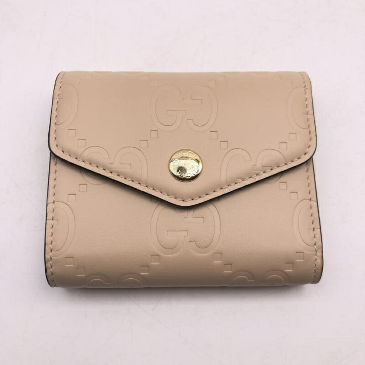 Gucci Beige Wallet (Tri-Fold) (Pre-Owned)