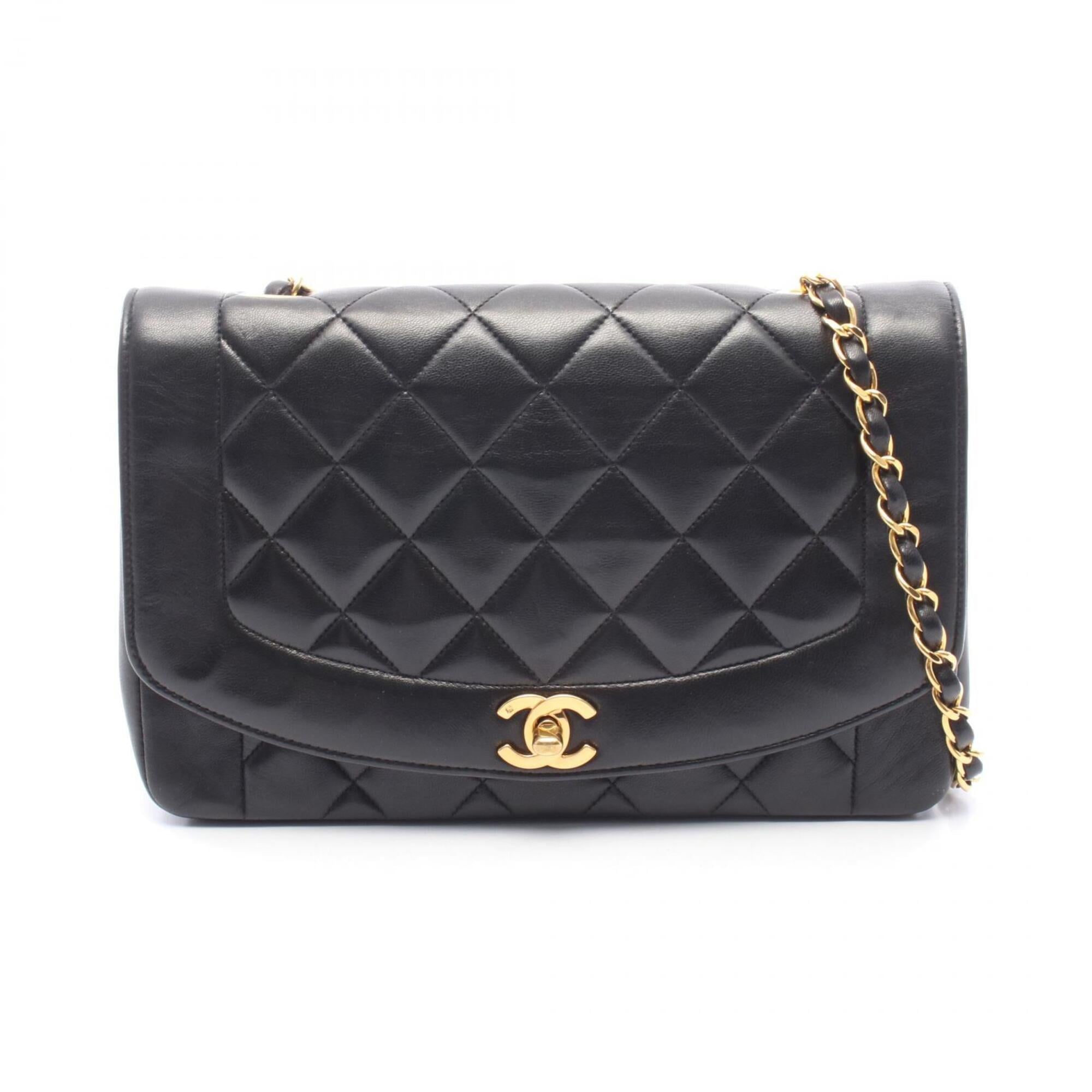 Chanel Black Leather Handbag Shoulder Bag (Pre-Owned)