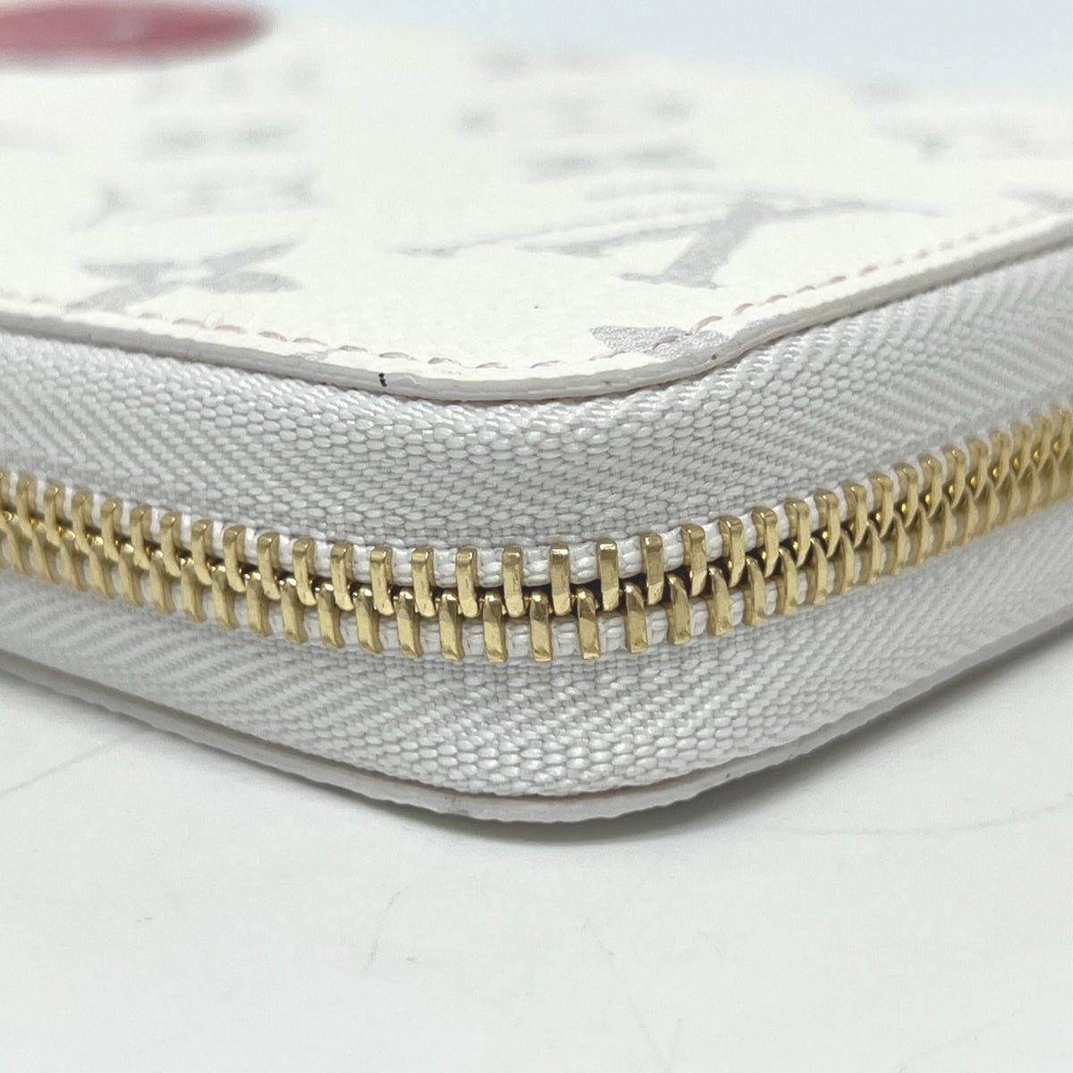 Louis Vuitton Monogram White Monogram Long Wallet (Bi-Fold) (Pre-Owned)