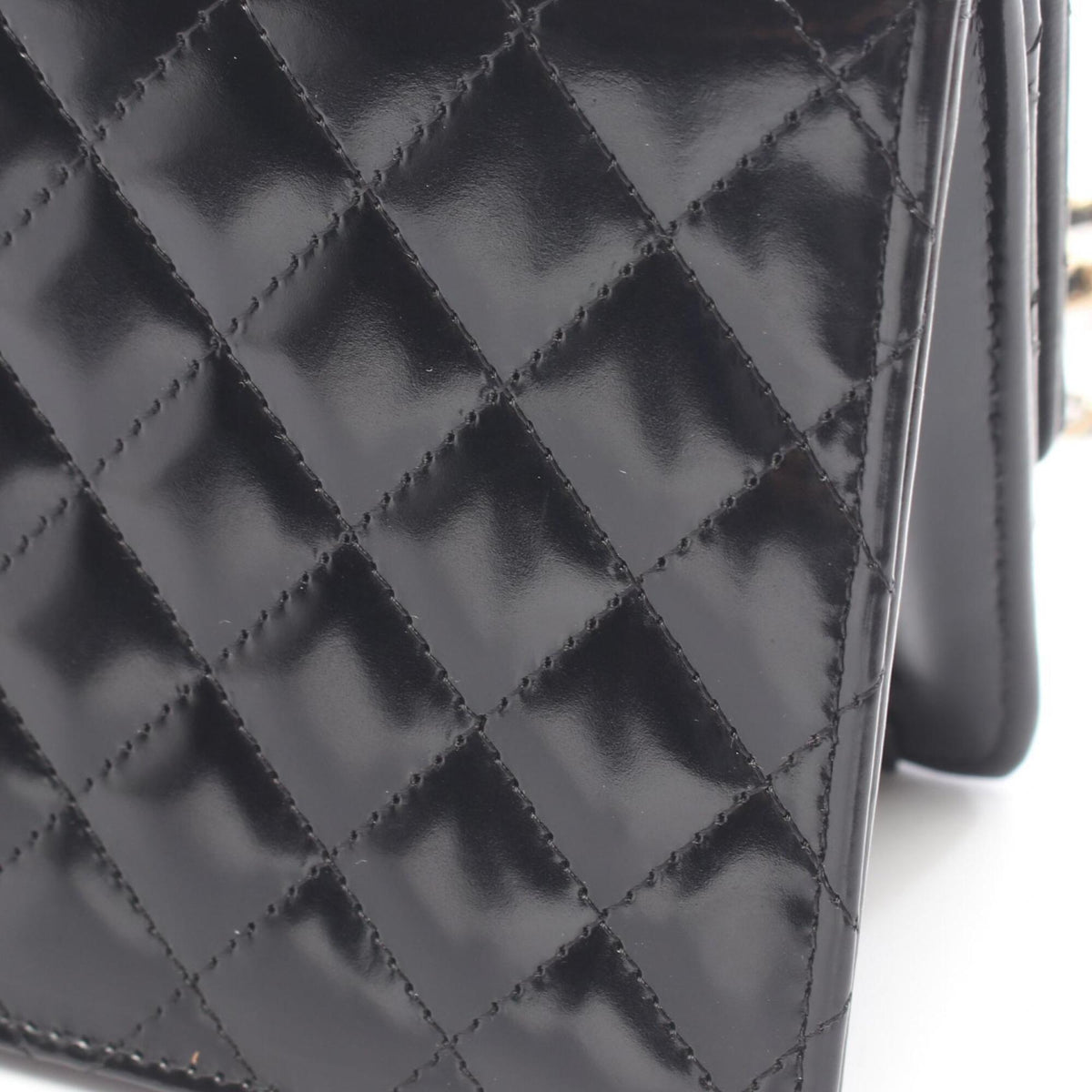 Chanel Matelasse Black Patent Leather Handbag Shoulder Bag (Pre-Owned)