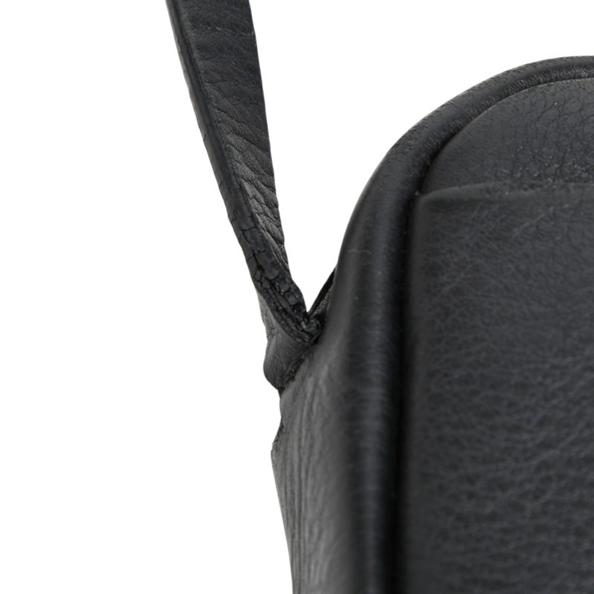 Balenciaga Black Leather Shoulder Bag (Pre-Owned)