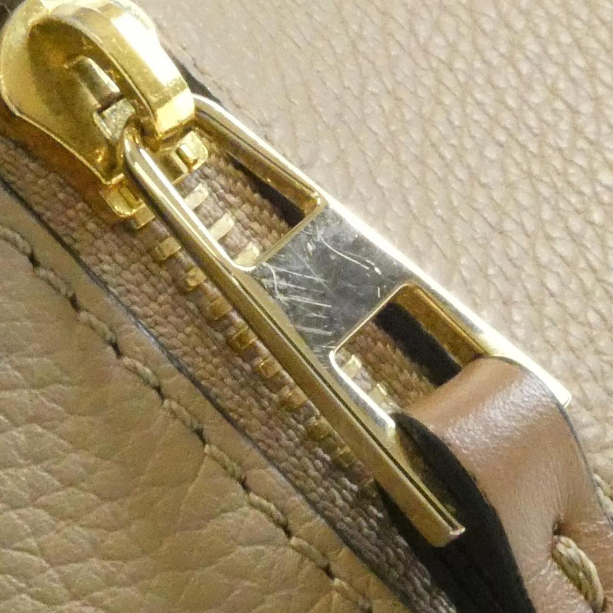 Loewe Sand Leather Shoulder Bag (Pre-Owned)