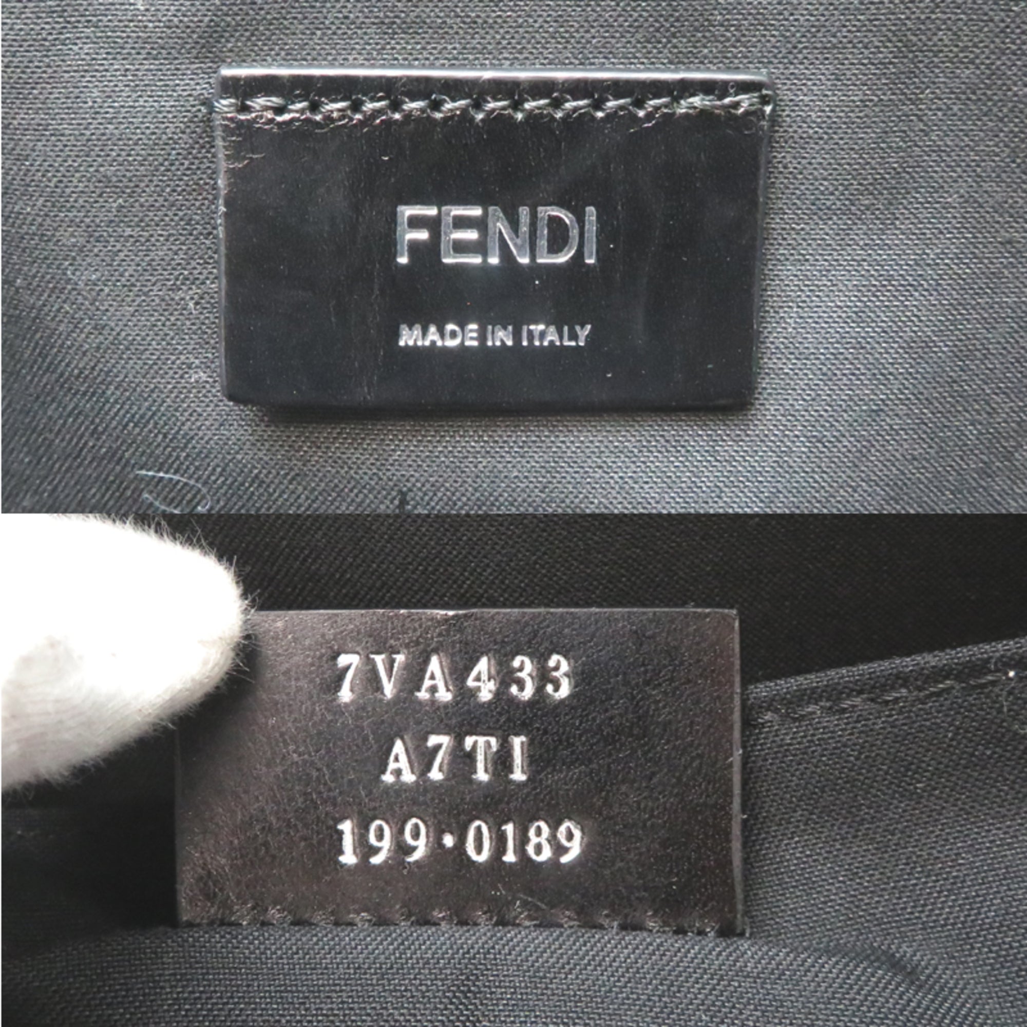 Fendi Navy Leather Clutch Bag (Pre-Owned)