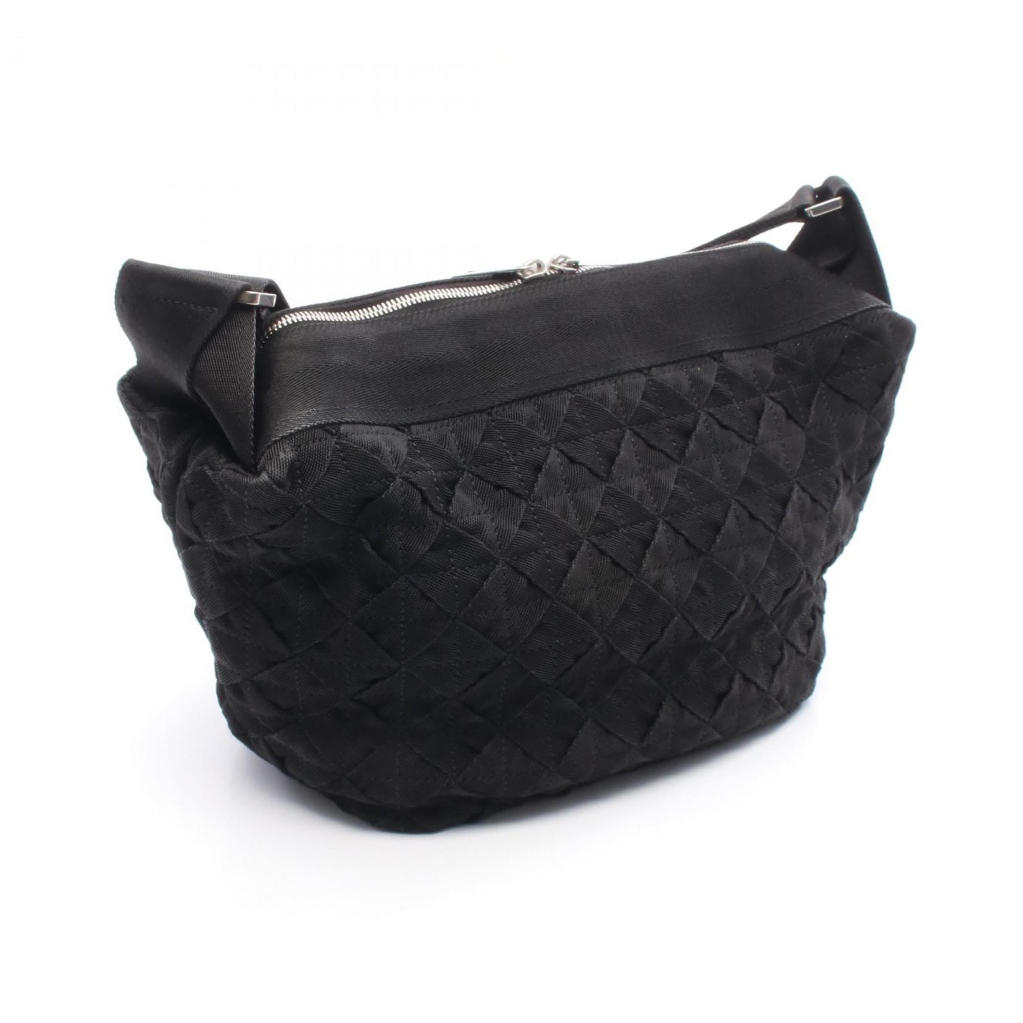 Bottega Veneta Black Nylon Canvas Shoulder Bag (Pre-Owned)