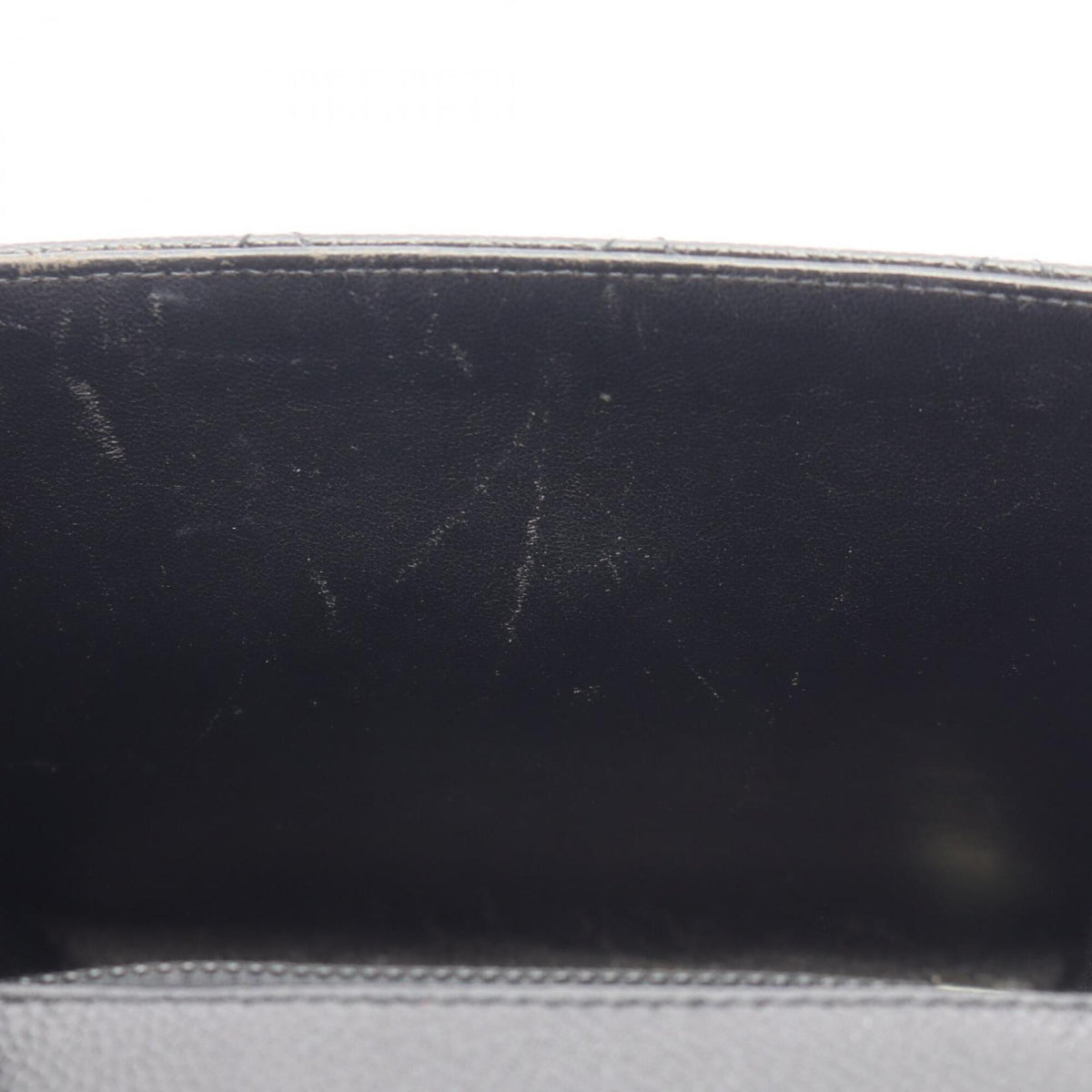 Chanel Black Leather Handbag (Pre-Owned)