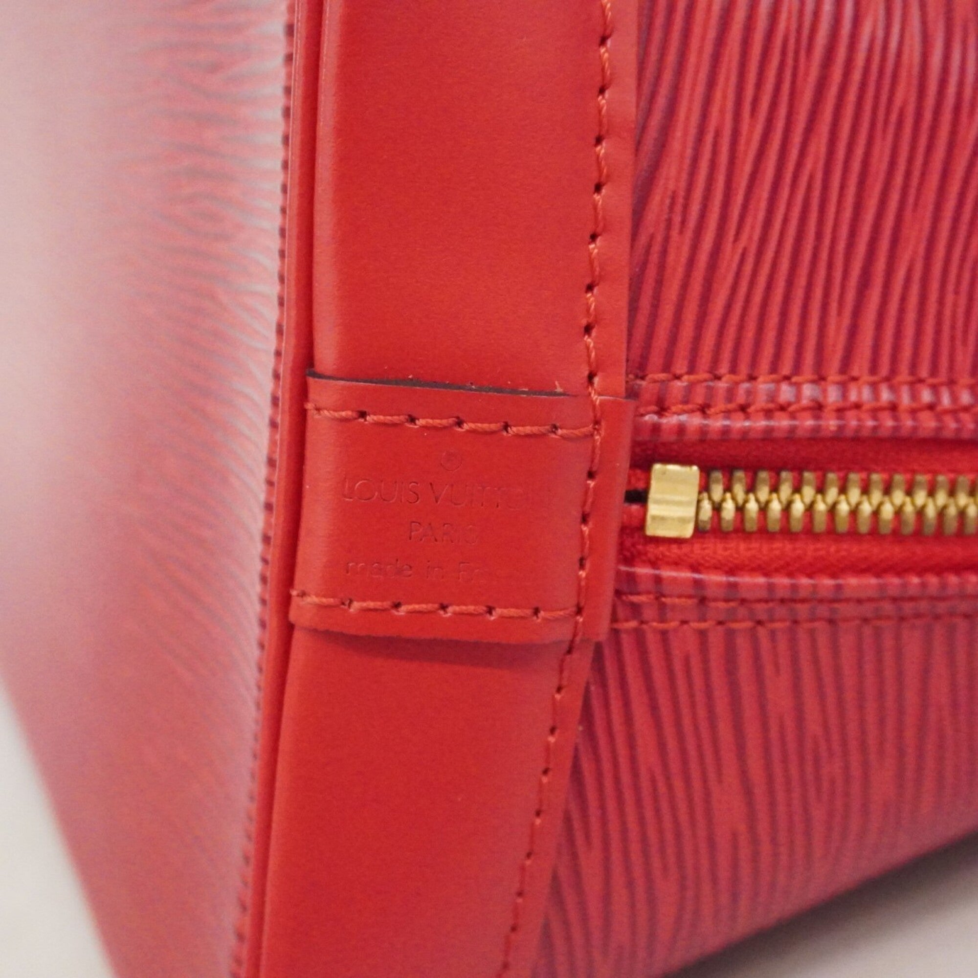 Louis Vuitton Castilian Red Handbag (Pre-Owned)