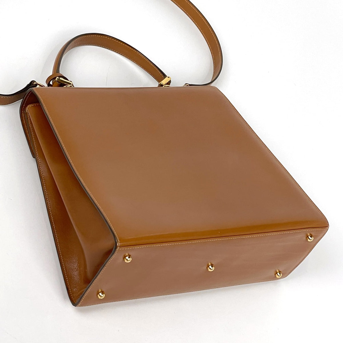 Gucci Camel Leather Handbag (Pre-Owned)