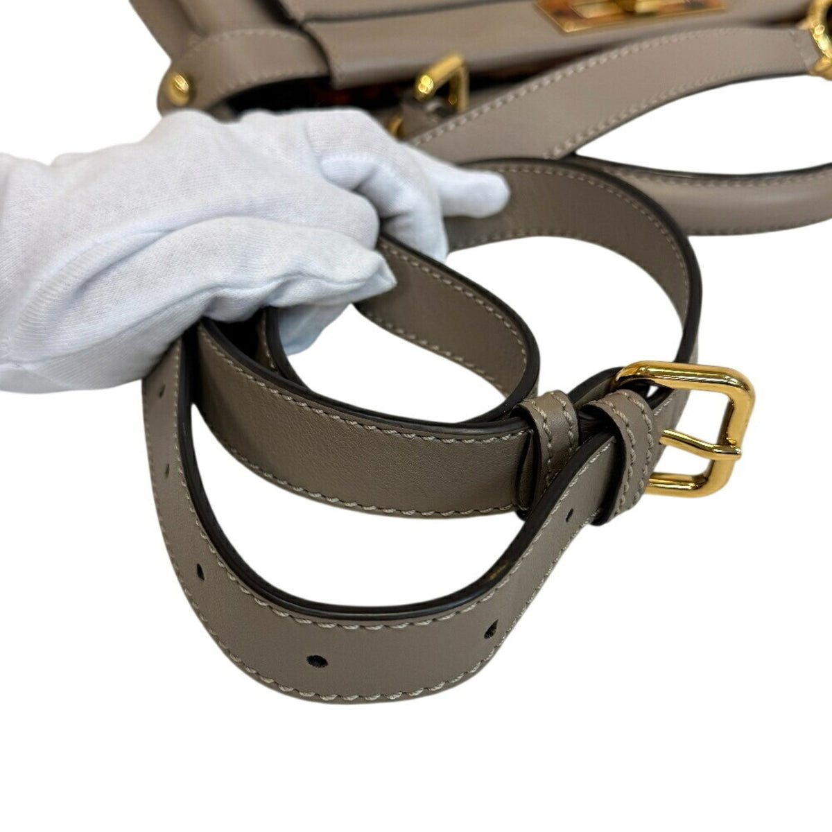 Fendi Gray Leather Handbag Shoulder Bag (Pre-Owned)