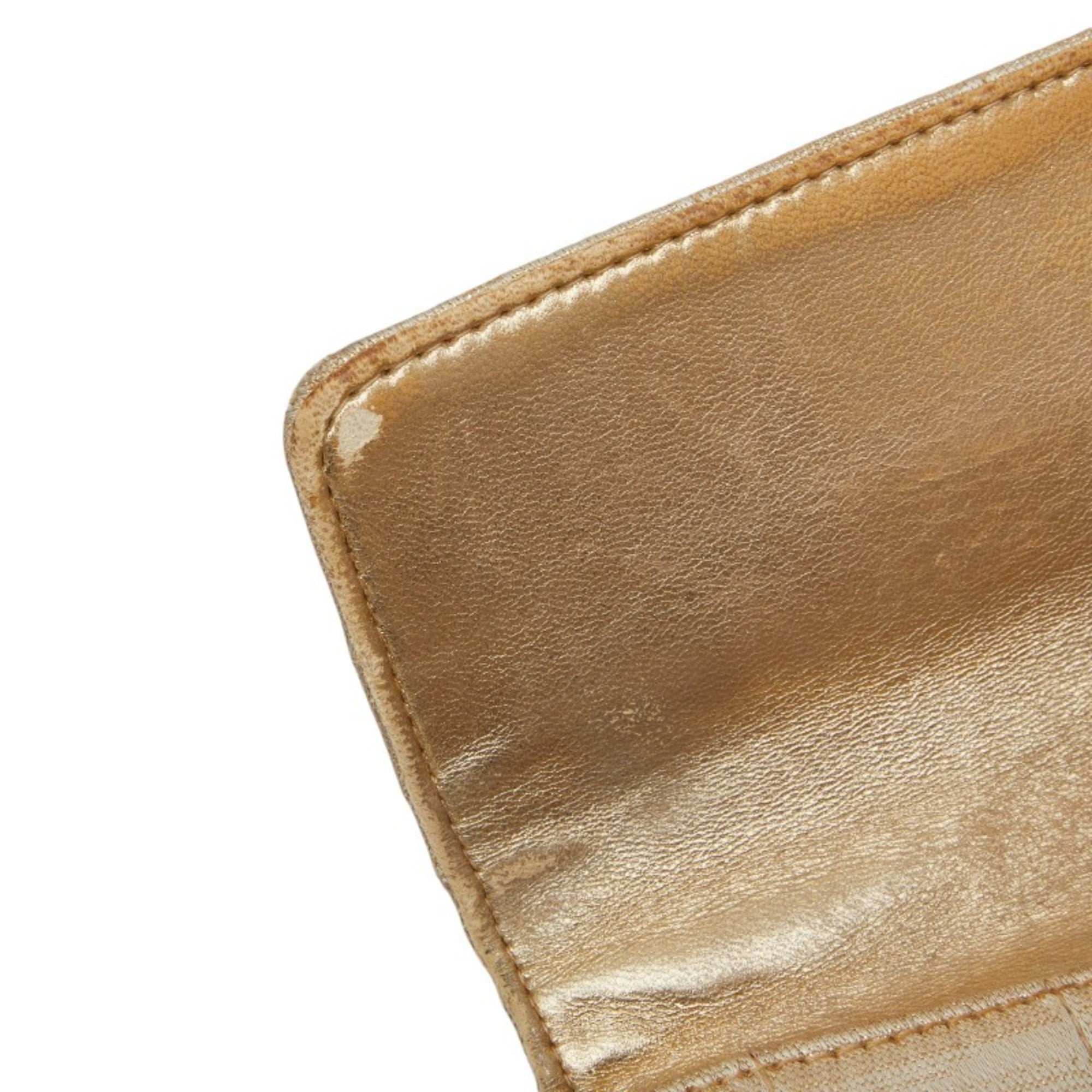 Chanel Beige Gold Nylon Leather Shoulder Bag (Pre-Owned)