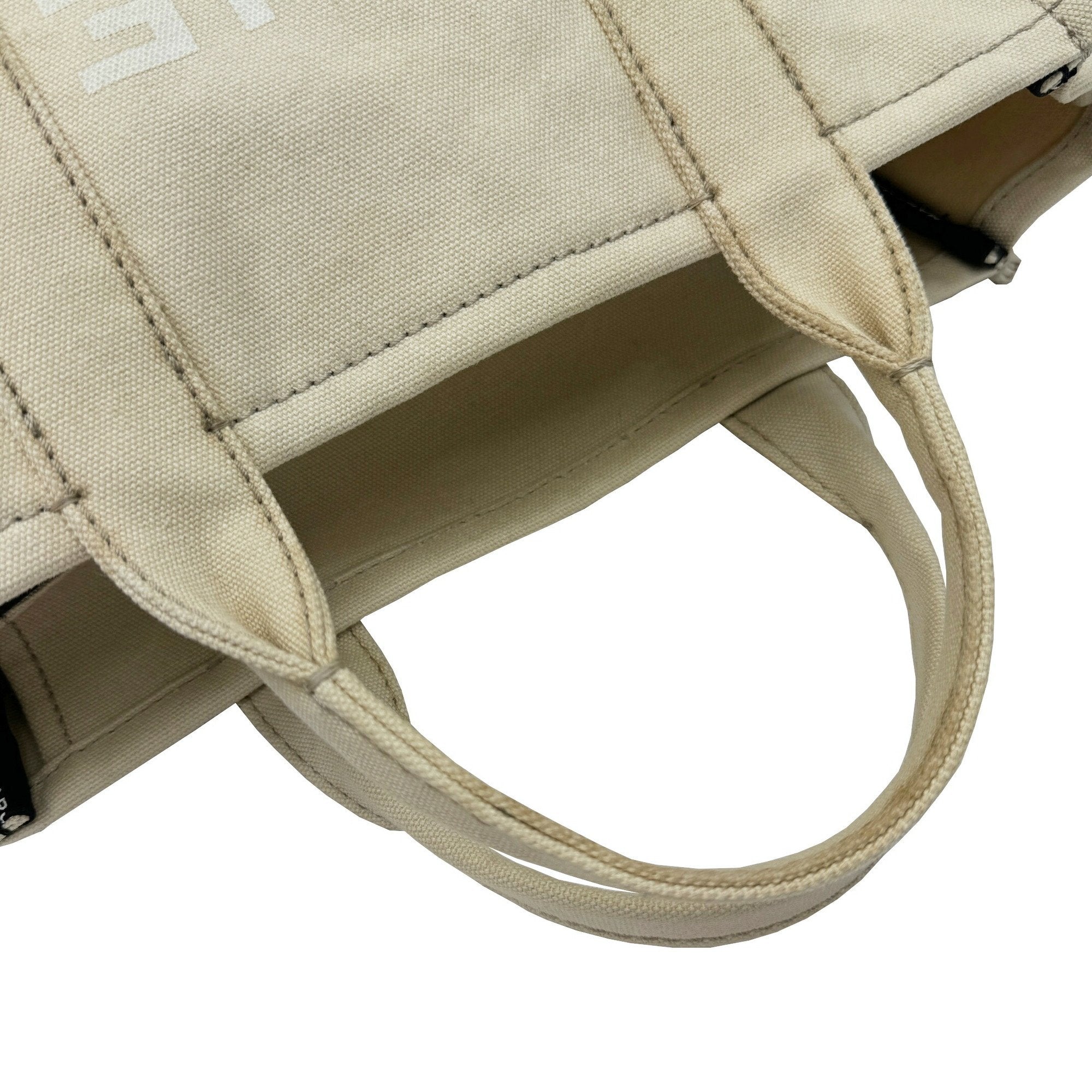 Marc Jacobs Ivory Canvas Handbag (Pre-Owned)
