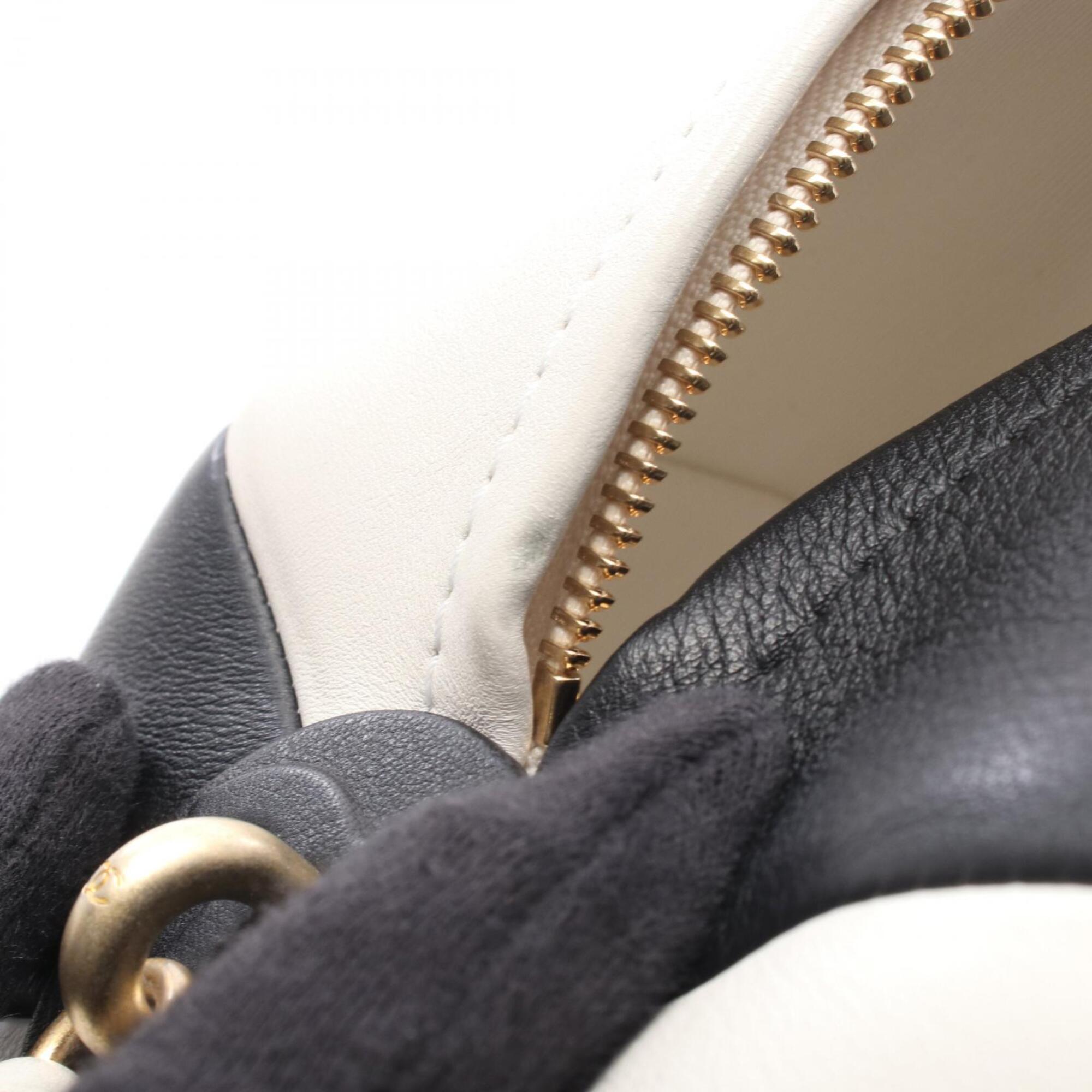 Chanel Black White Leather Handbag Shoulder Bag (Pre-Owned)