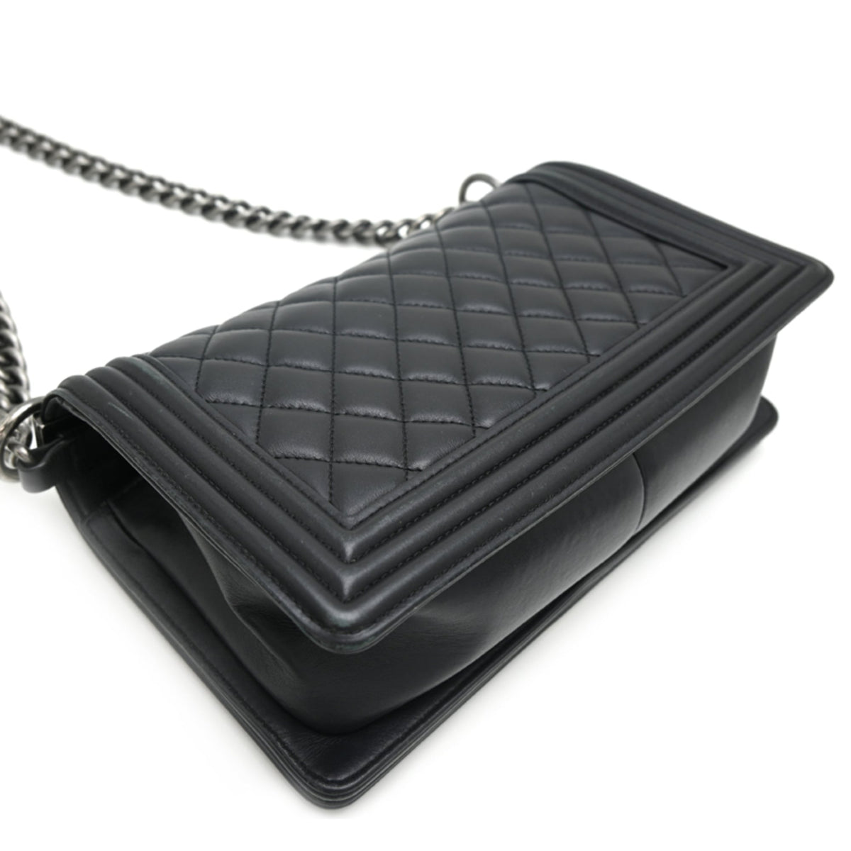 Chanel Boy Chanel Black Leather Shoulder Bag (Pre-Owned)