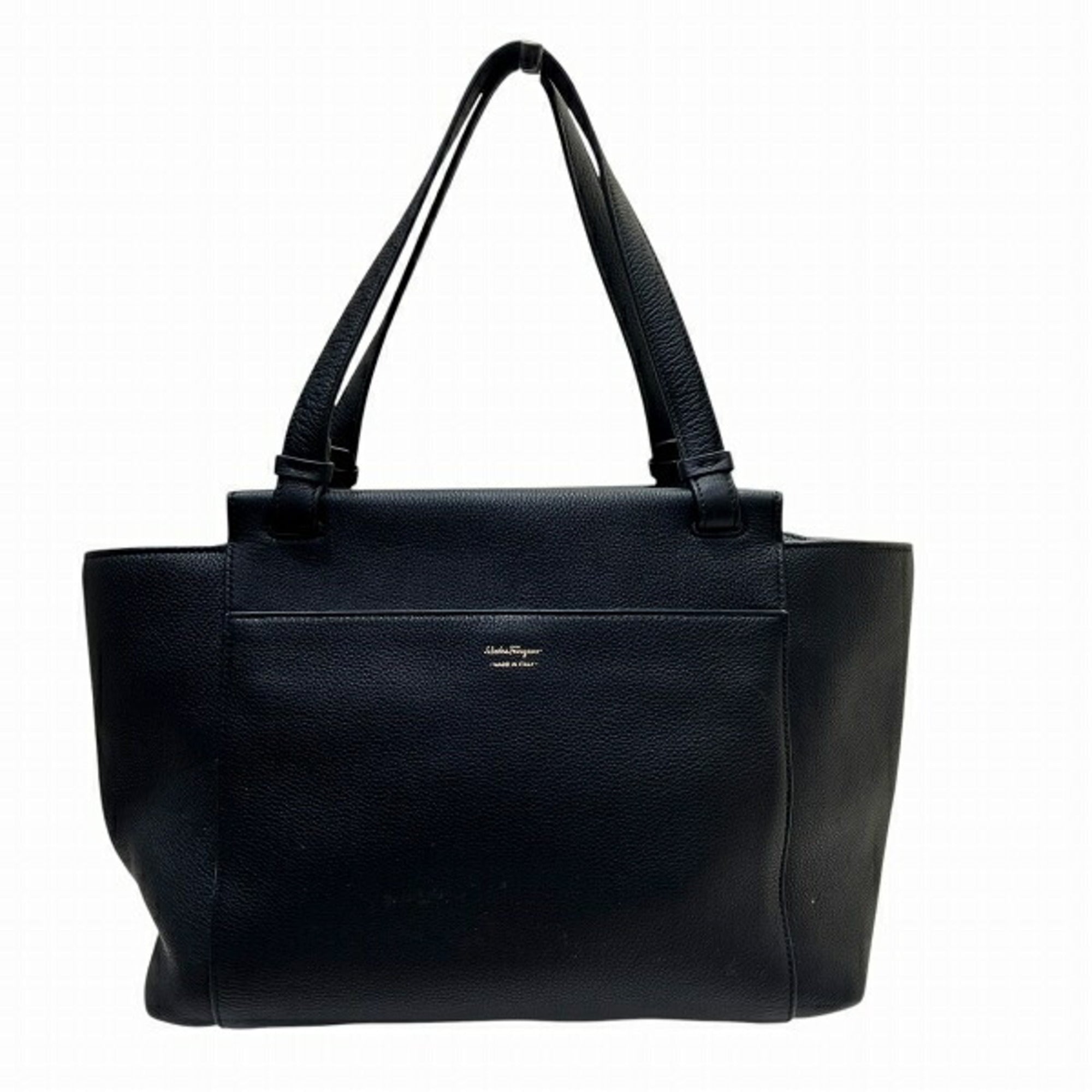 Salvatore Ferragamo Black Leather Handbag Shoulder Bag (Pre-Owned)