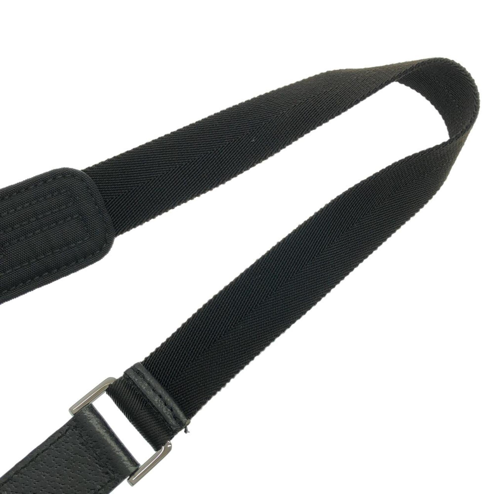 Gucci Black Gg Canvas Shoulder Bag (Pre-Owned)