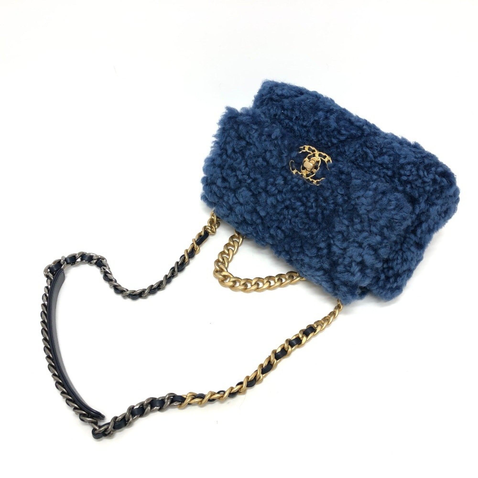 Chanel Blue Shoulder Bag (Pre-Owned)