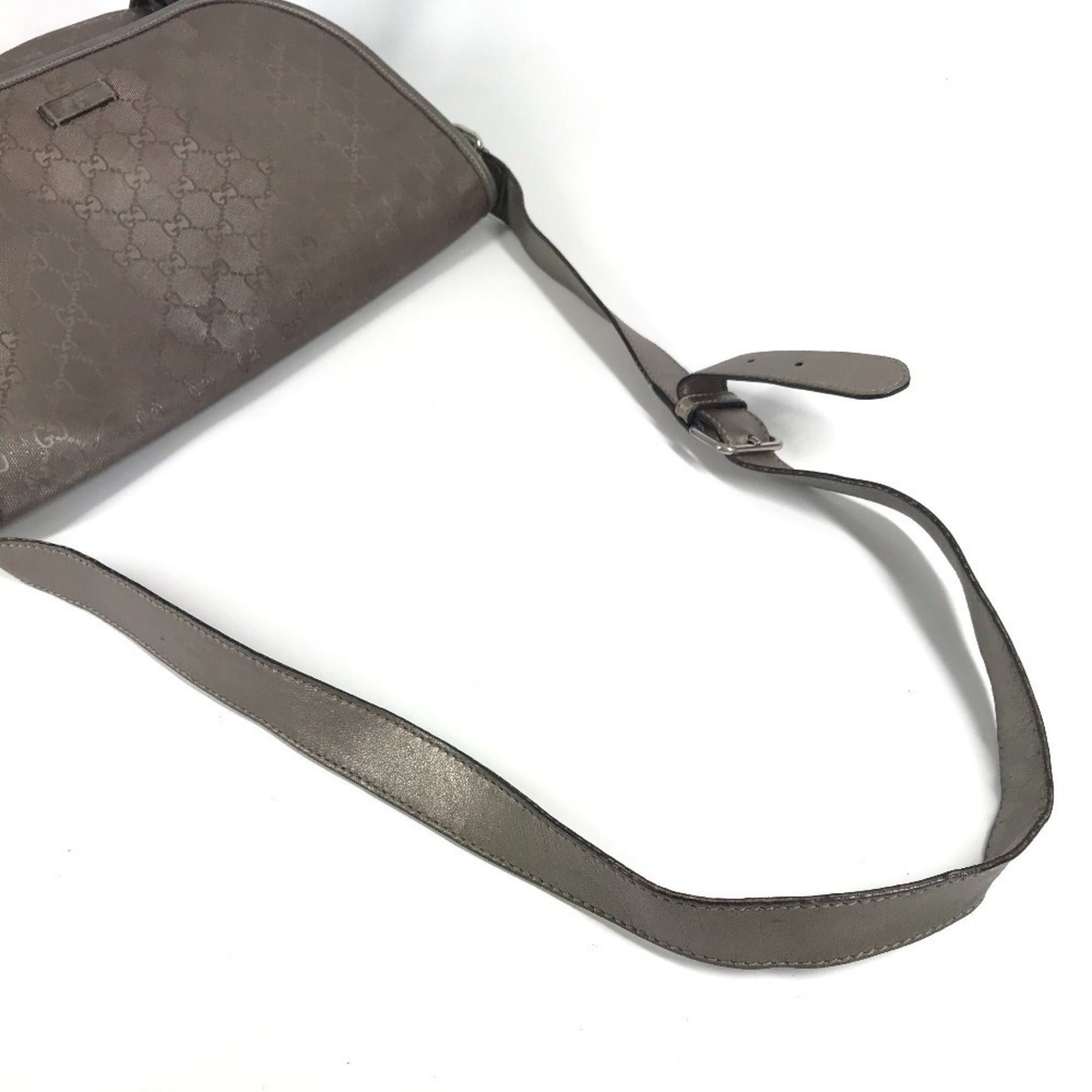Gucci Metallic Gg Imprimé Leather Messenger Bag Shoulder Bag (Pre-Owned)