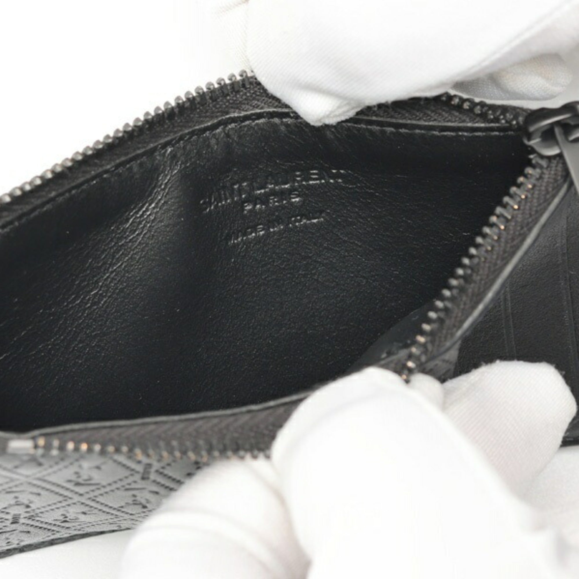 Saint Laurent Black Leather (Pre-Owned)
