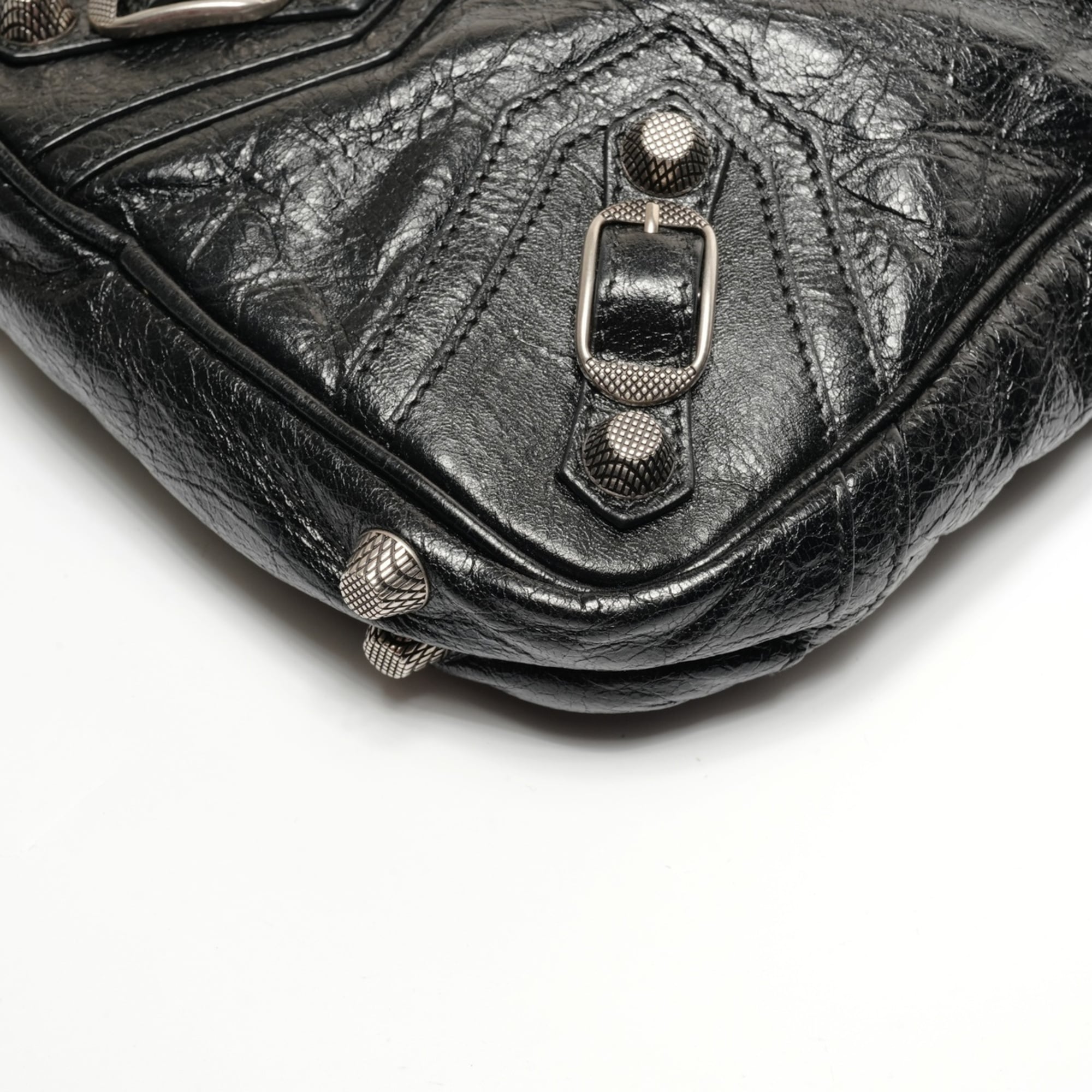 Balenciaga Black Leather Shoulder Bag (Pre-Owned)