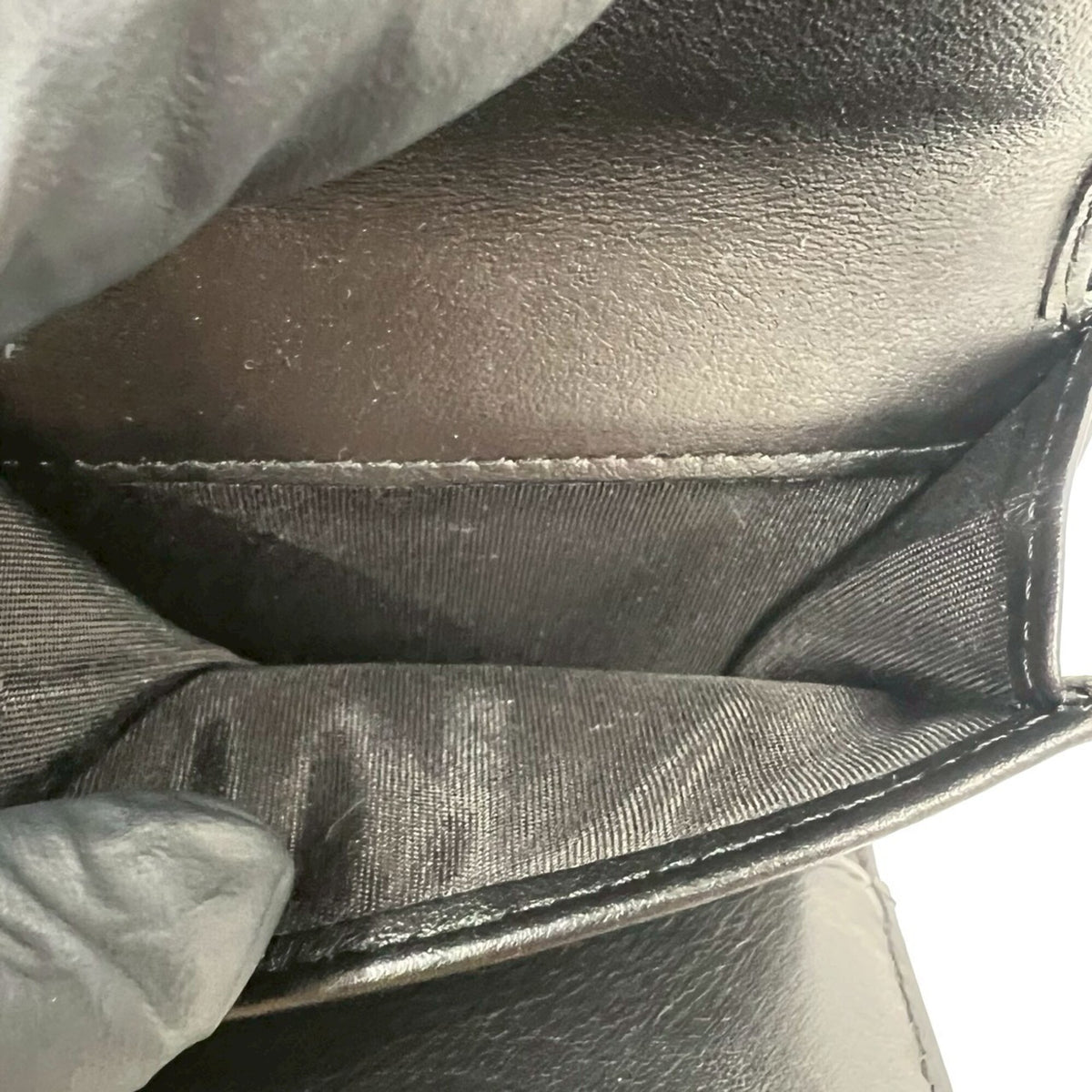 Chanel Black Grained Calfskin Wallet (Tri-Fold) (Pre-Owned)