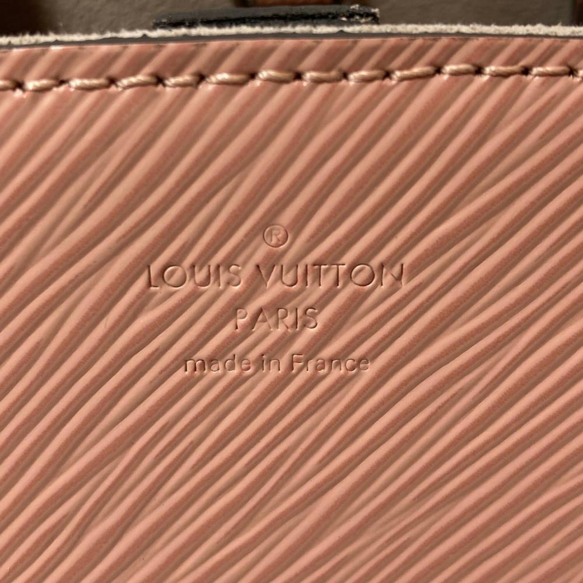 Louis Vuitton Epi Pink Epi Leather Shoulder Bag (Pre-Owned)