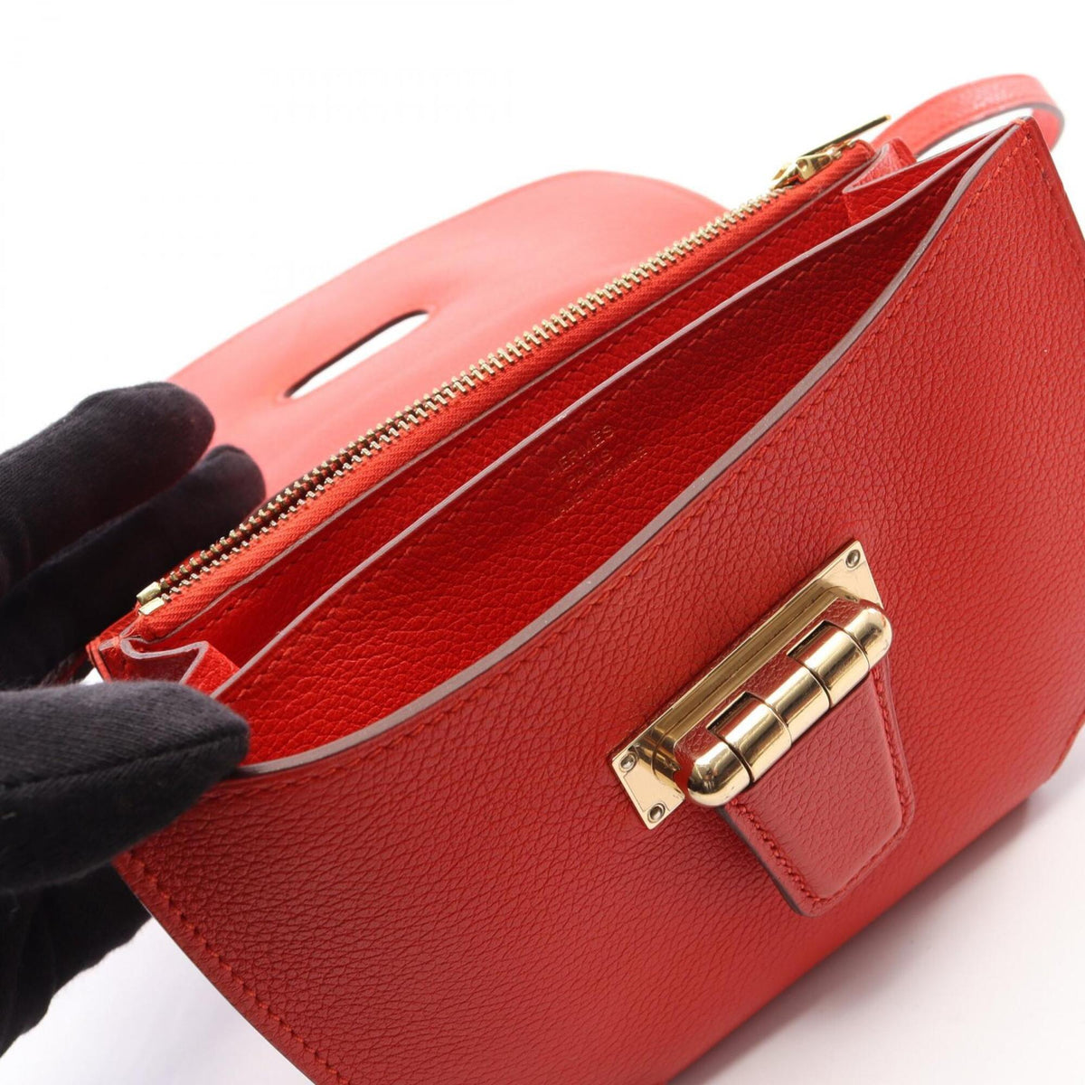 Hermes Red Color Handbag Shoulder Bag (Pre-Owned)