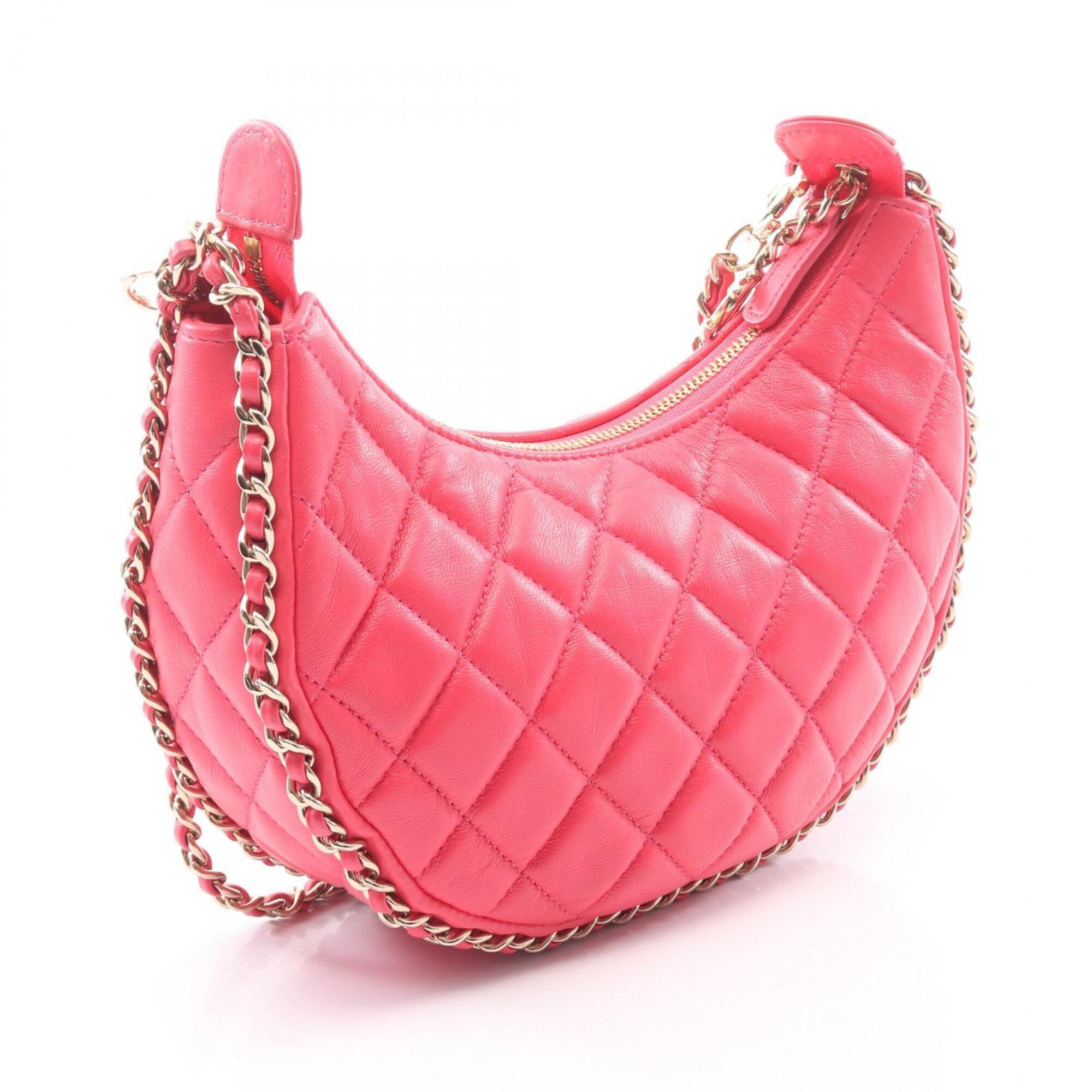 Chanel Matelasse Pink Leather Shoulder Bag (Pre-Owned)