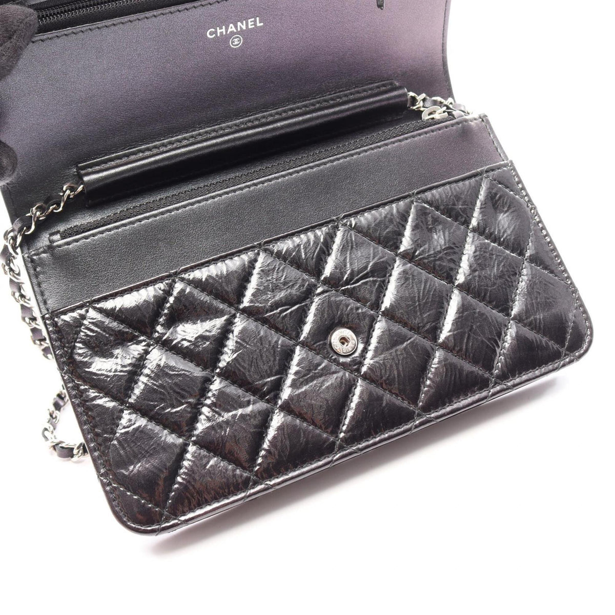 Chanel Black Leather Handbag Shoulder Bag (Pre-Owned)