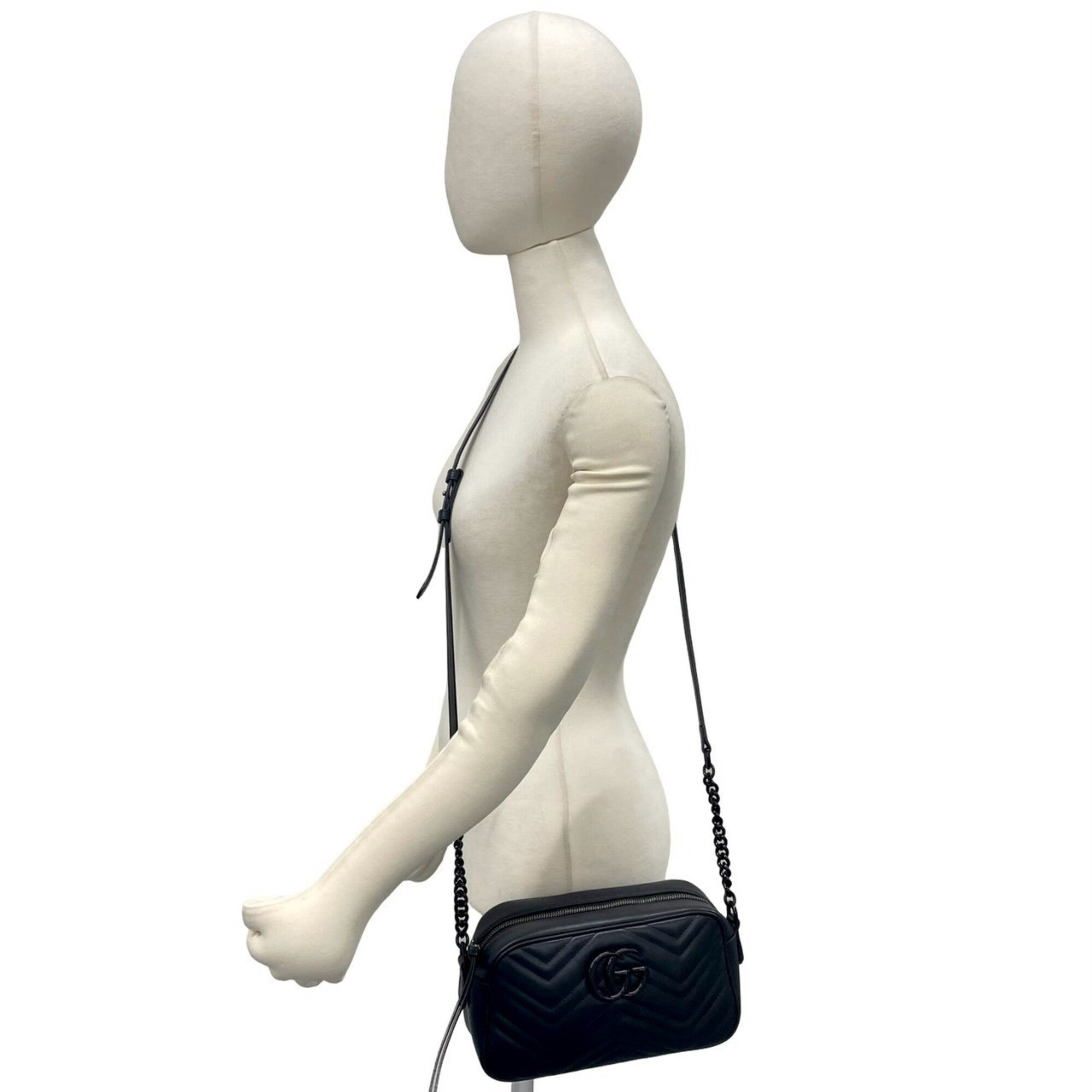 Gucci Black Leather Pochette Shoulder Bag (Pre-Owned)