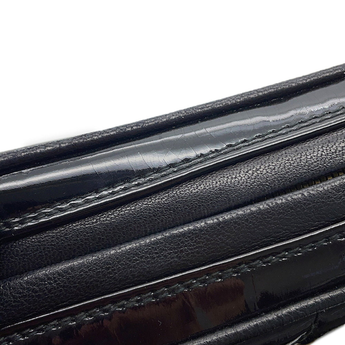 Chanel Black Patent Leather Shoulder Bag (Pre-Owned)