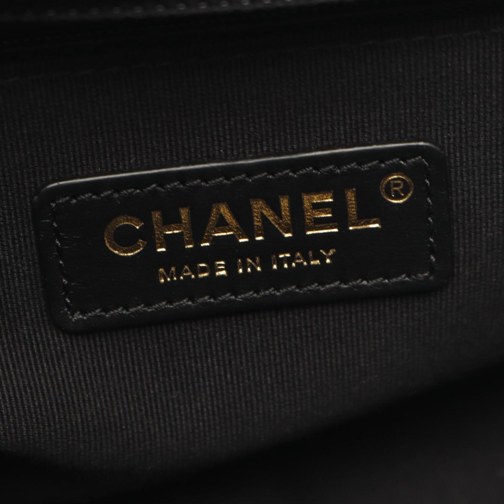 Chanel Black Leather Handbag Shoulder Bag (Pre-Owned)